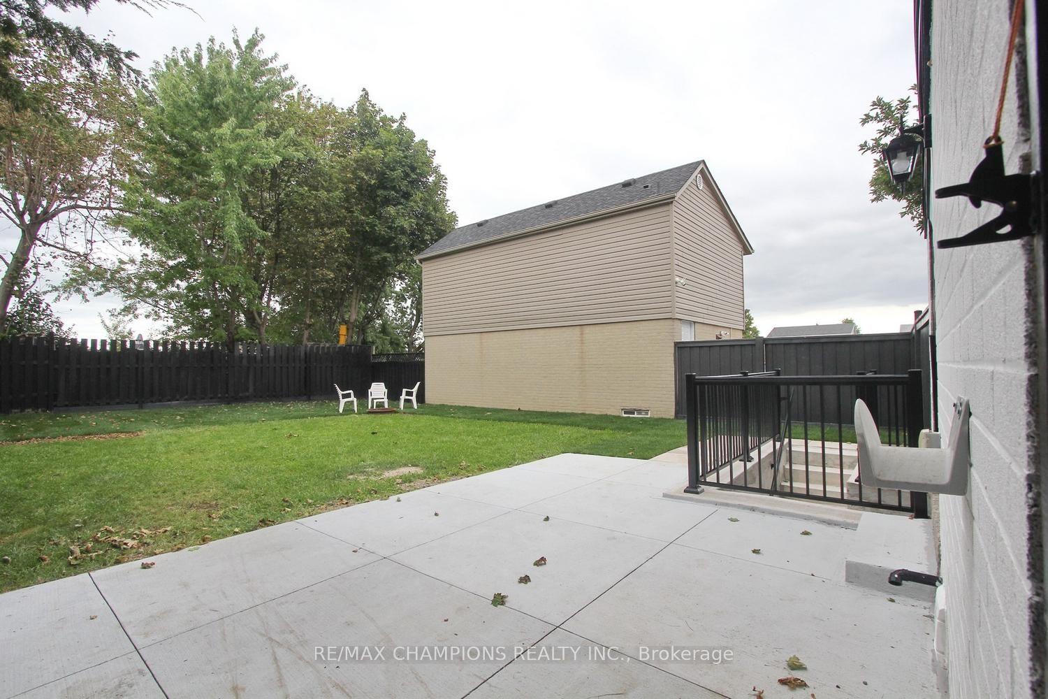 Photo 46 of 16 Glencairn Square, Brampton, Northgate — HOMEH