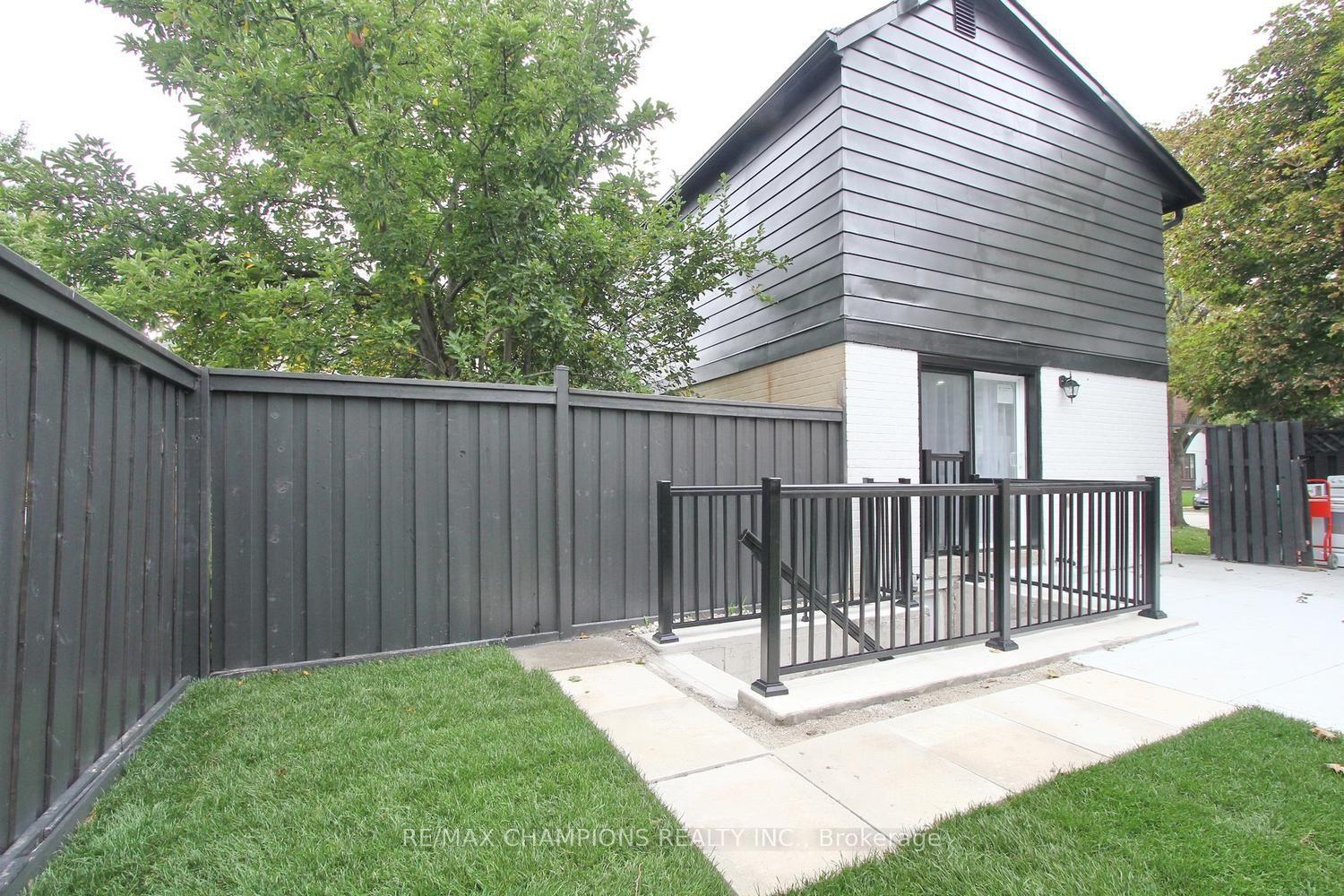 Photo 49 of 16 Glencairn Square, Brampton, Northgate — HOMEH