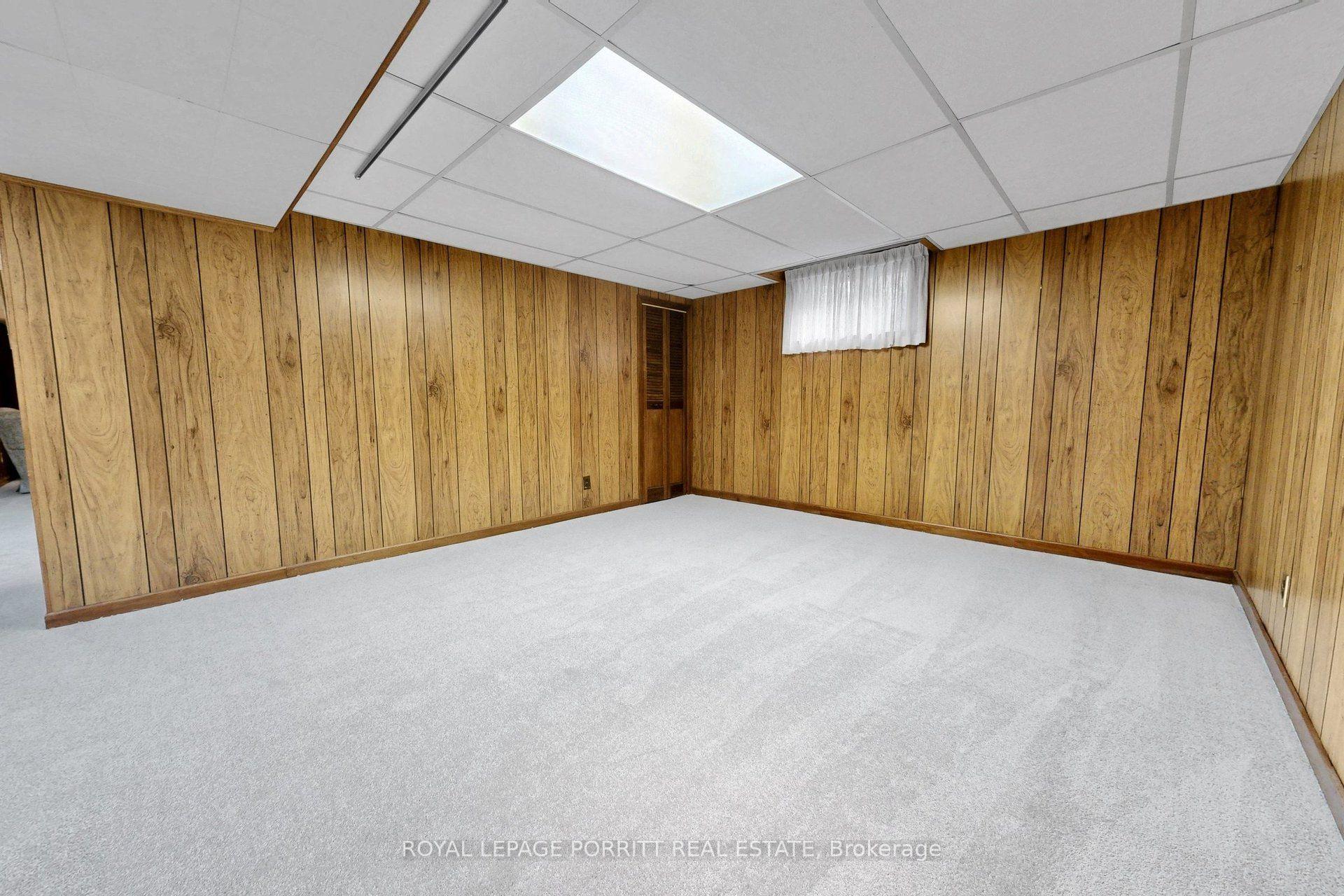 Photo 19 of 247 Hallmark Avenue, Etobicoke, Alderwood — HOMEH