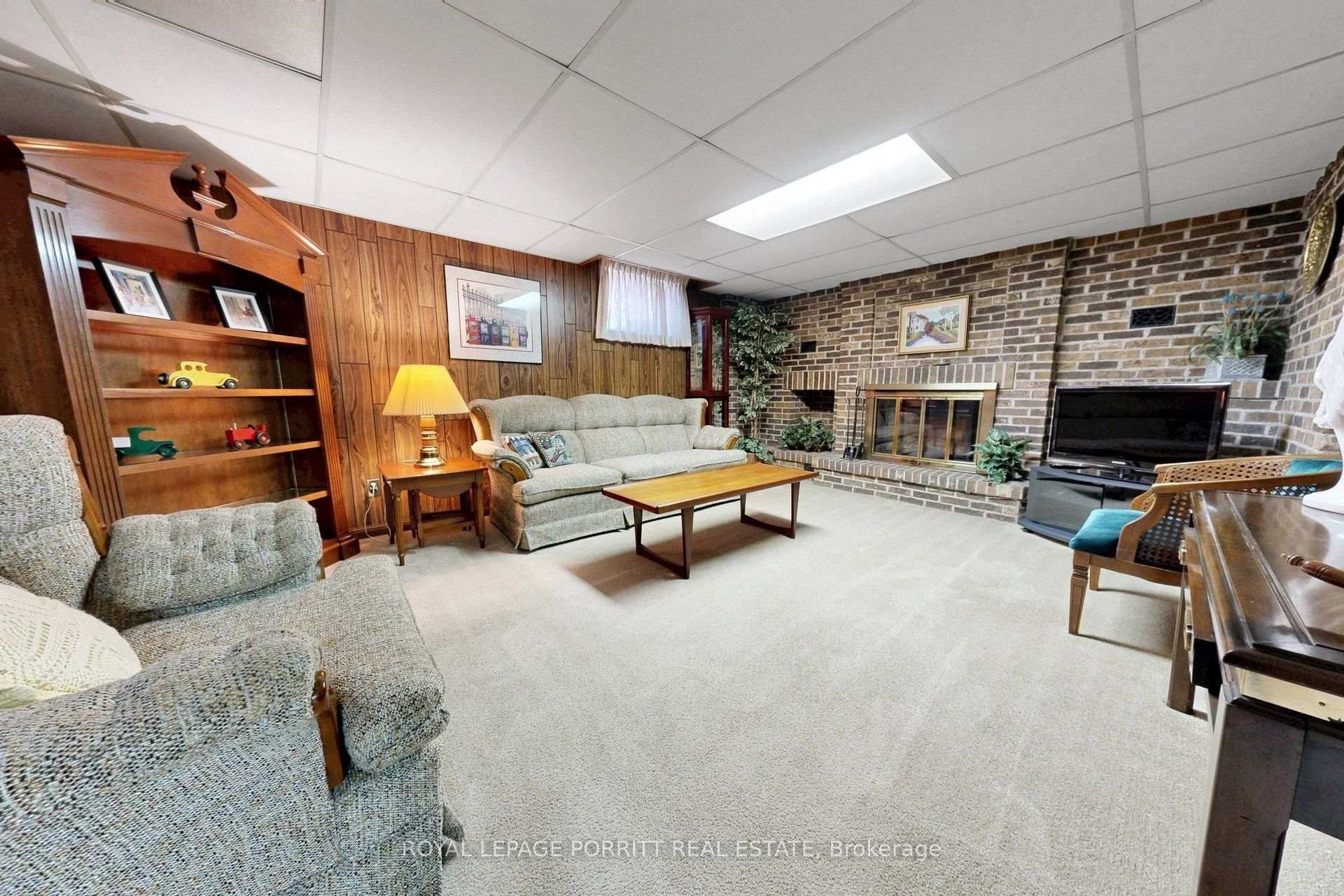 Photo 21 of 247 Hallmark Avenue, Etobicoke, Alderwood — HOMEH