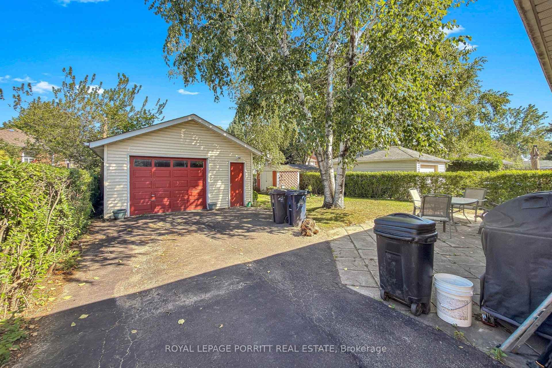 Photo 25 of 247 Hallmark Avenue, Etobicoke, Alderwood — HOMEH