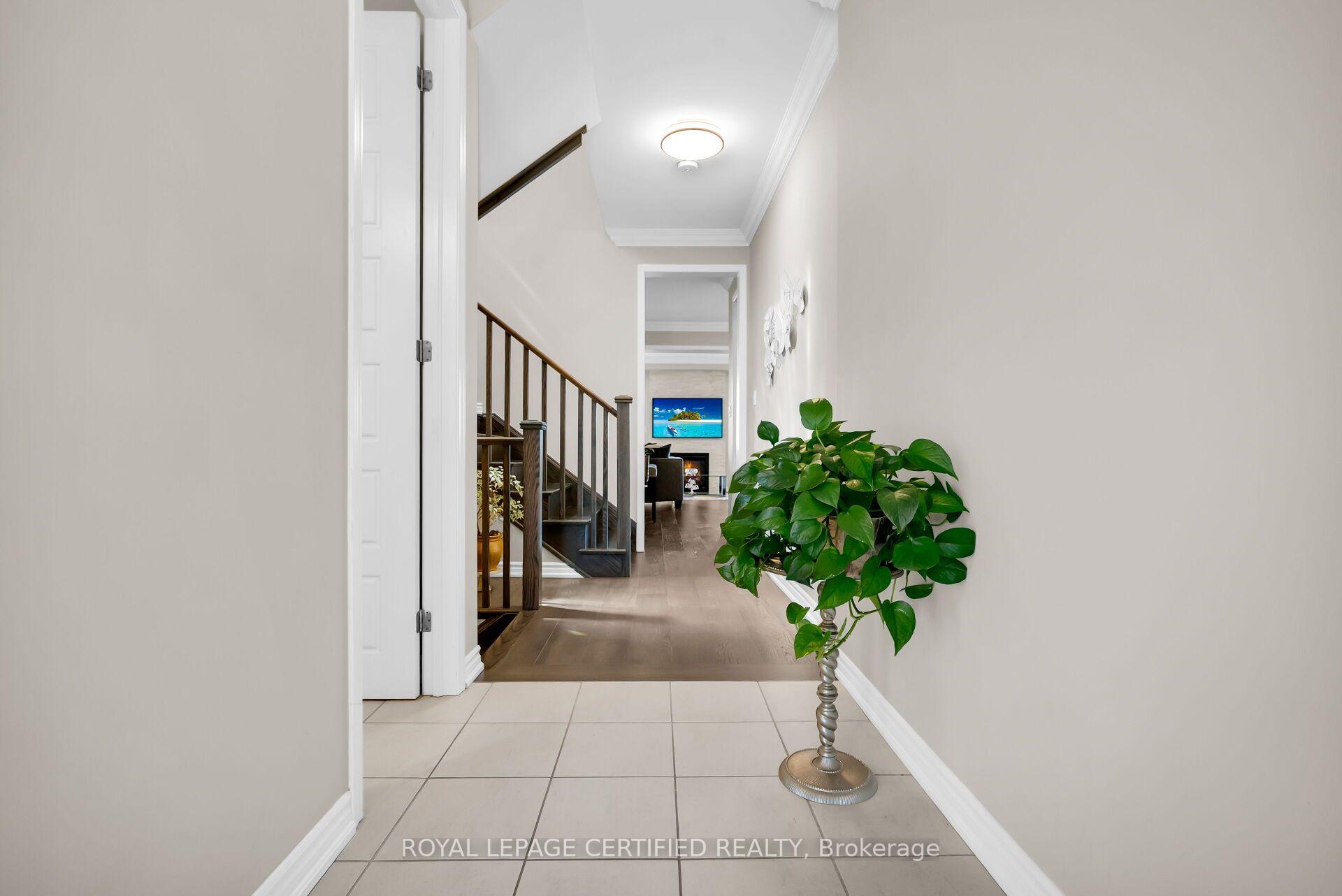 Photo 9 of 139 Yates Drive, Milton, Cobban — HOMEH