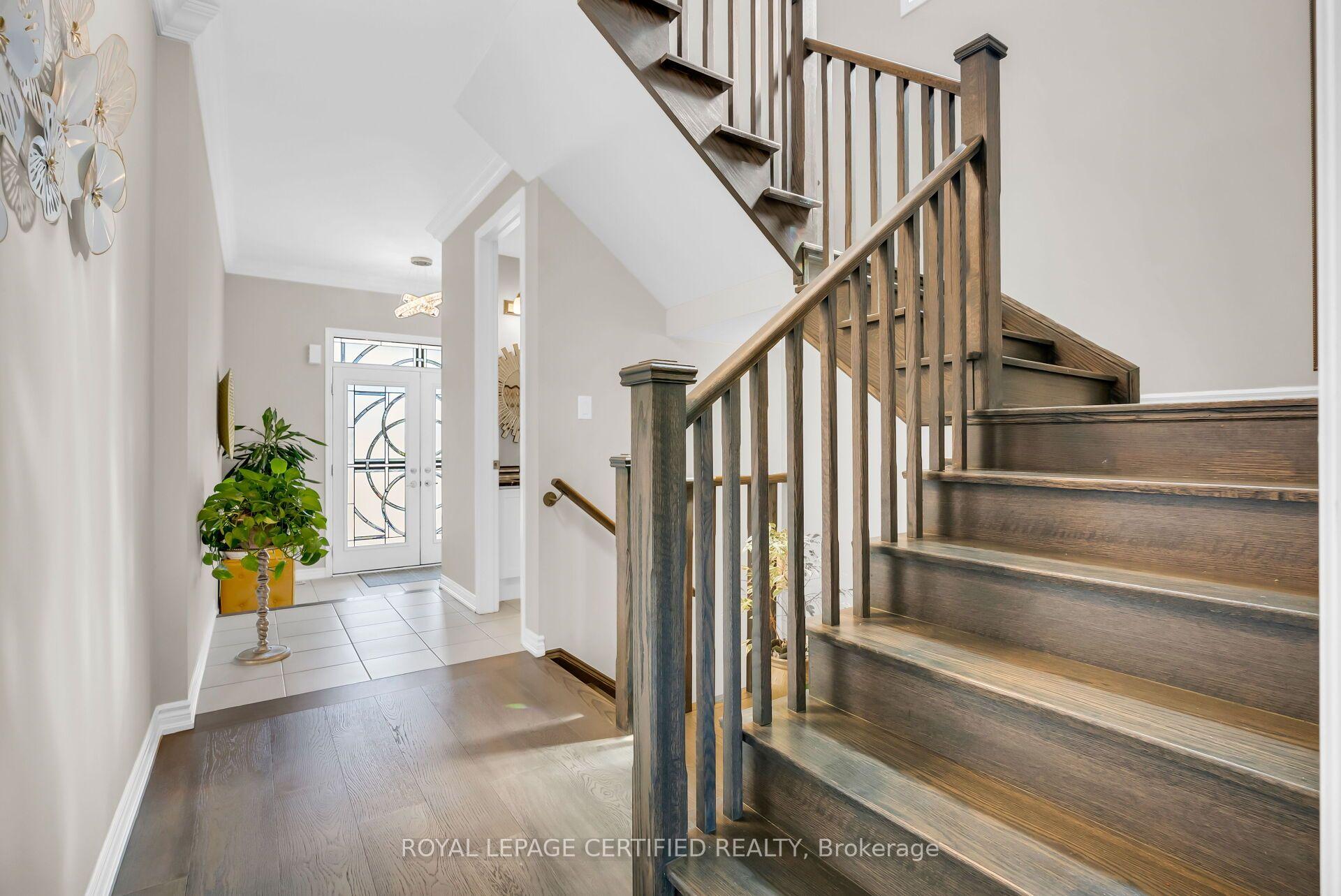 Photo 10 of 139 Yates Drive, Milton, Cobban — HOMEH