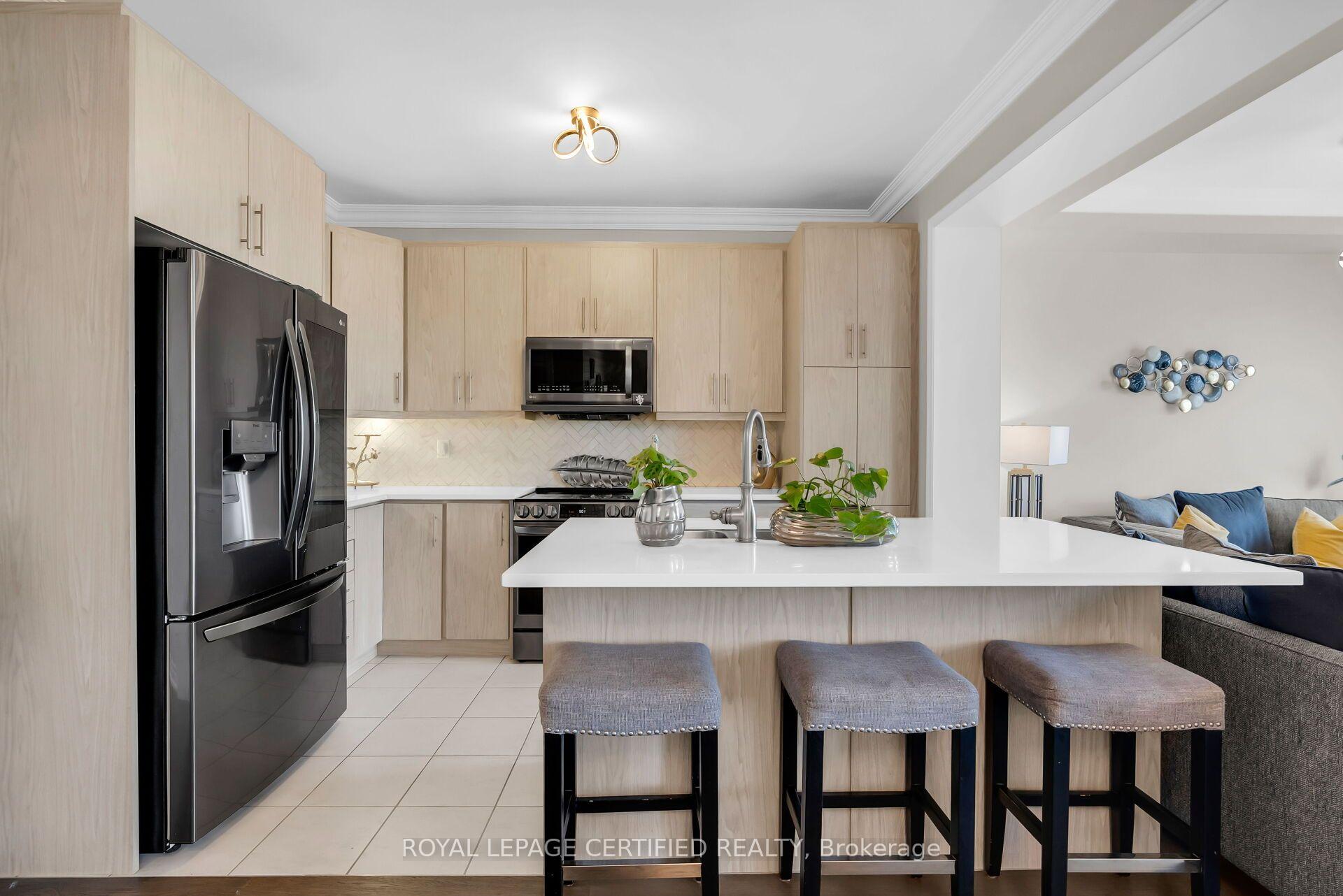 Photo 21 of 139 Yates Drive, Milton, Cobban — HOMEH