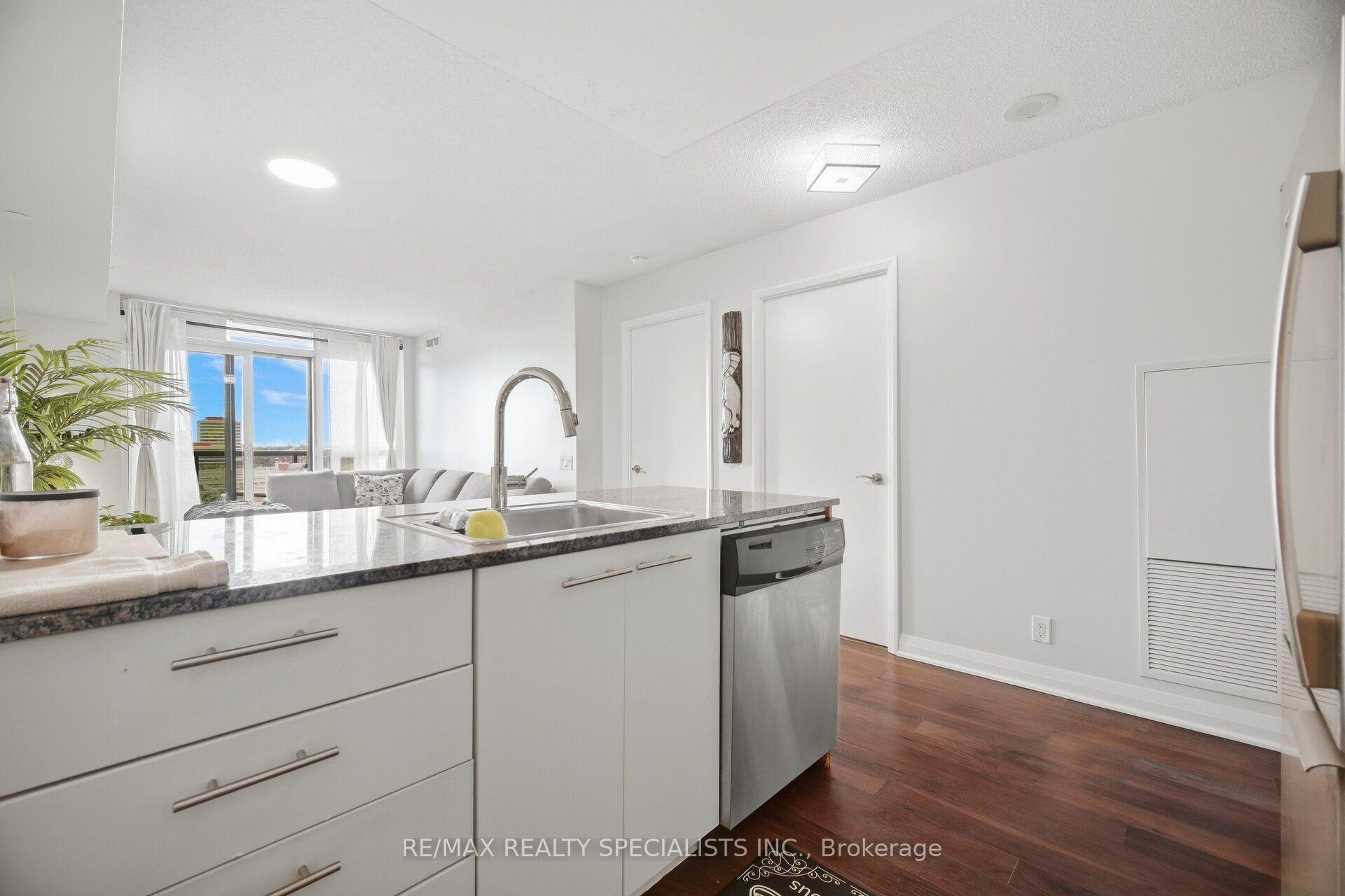 Photo 23 of Unit 901, 5 Valhalla Inn Road, Etobicoke, Islington-City Centre West — HOMEH