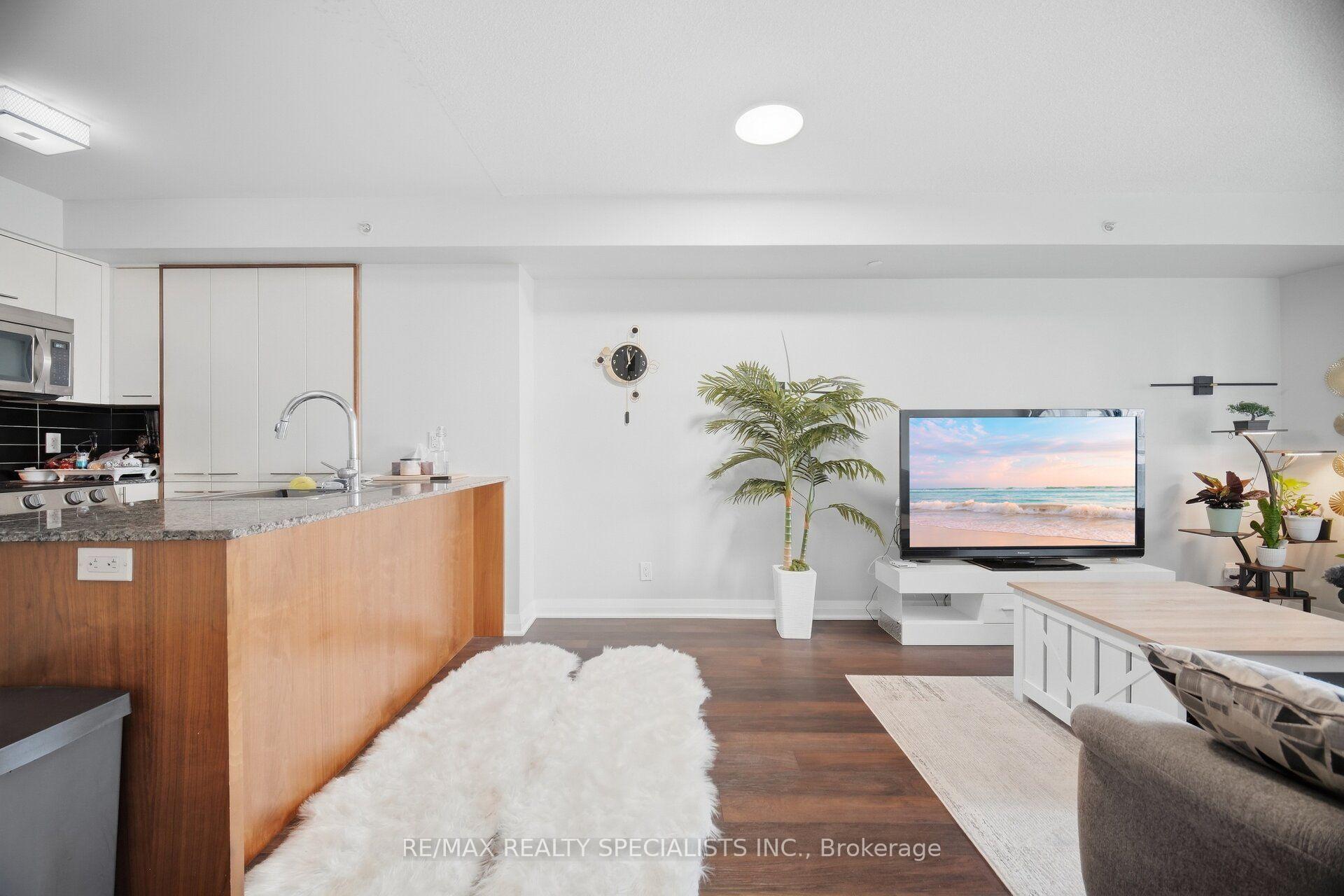 Photo 25 of Unit 901, 5 Valhalla Inn Road, Etobicoke, Islington-City Centre West — HOMEH