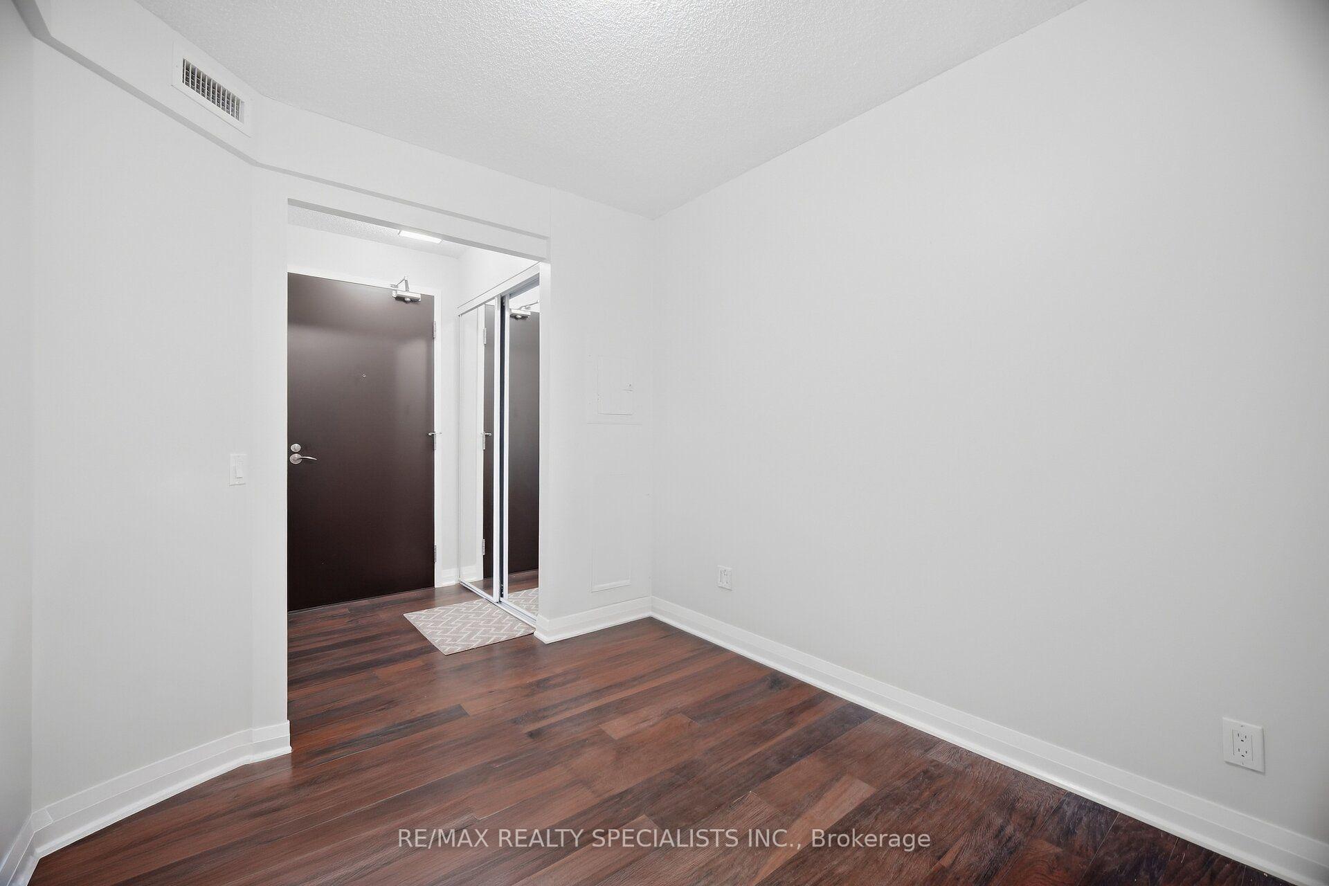 Photo 45 of Unit 901, 5 Valhalla Inn Road, Etobicoke, Islington-City Centre West — HOMEH