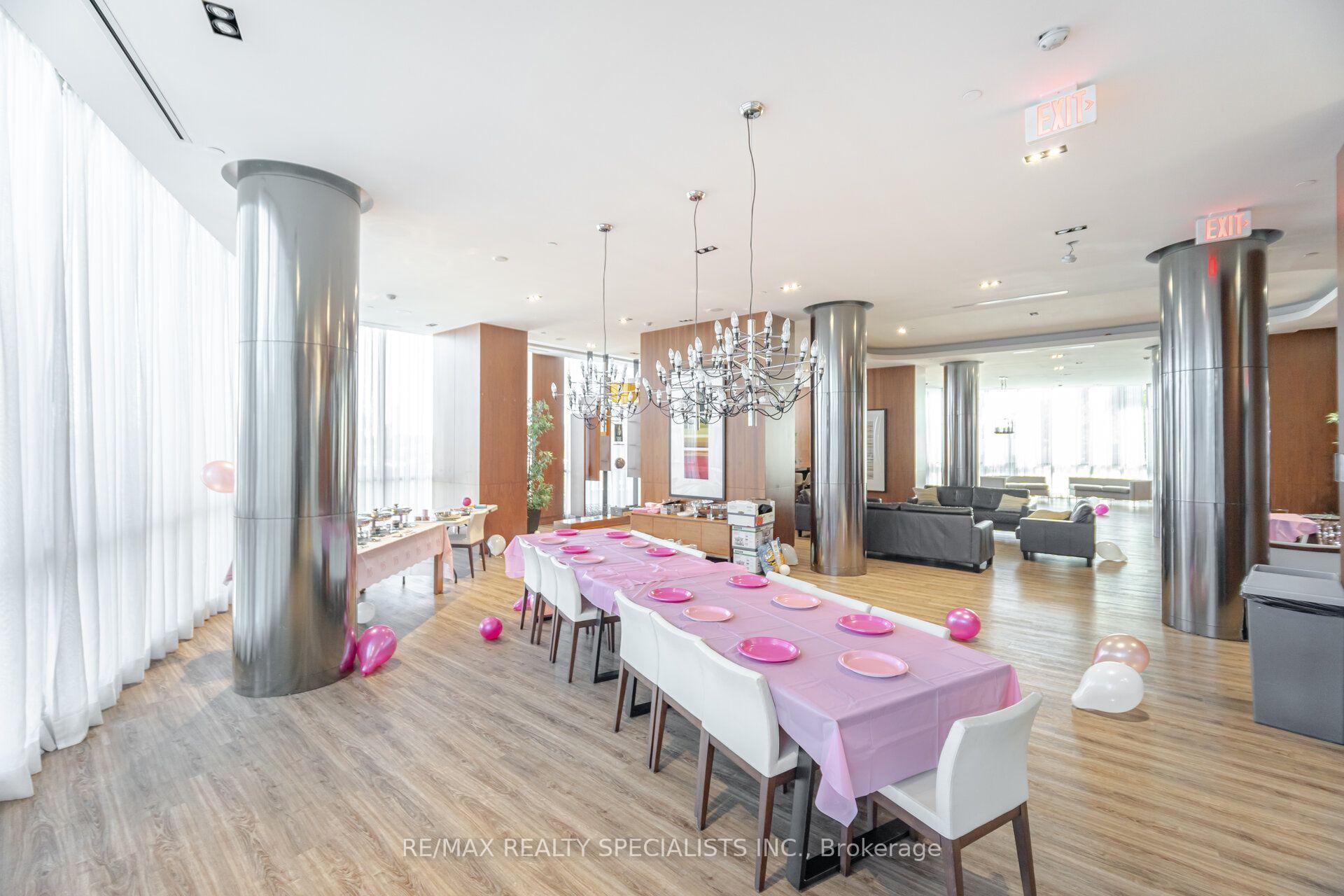 Photo 58 of Unit 901, 5 Valhalla Inn Road, Etobicoke, Islington-City Centre West — HOMEH