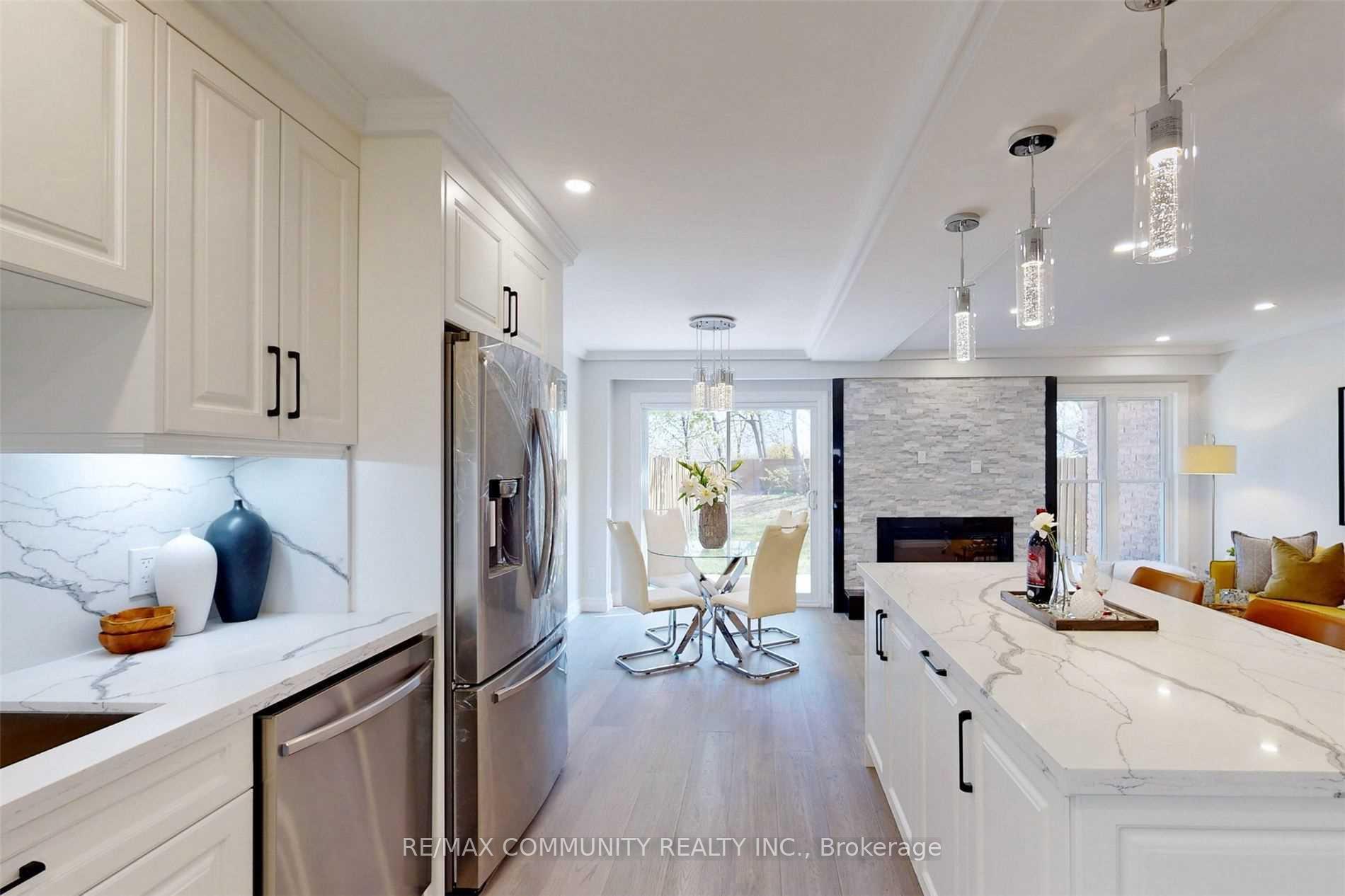 Photo 6 of 1216 Charlotte Circle, Pickering, Liverpool — HOMEH