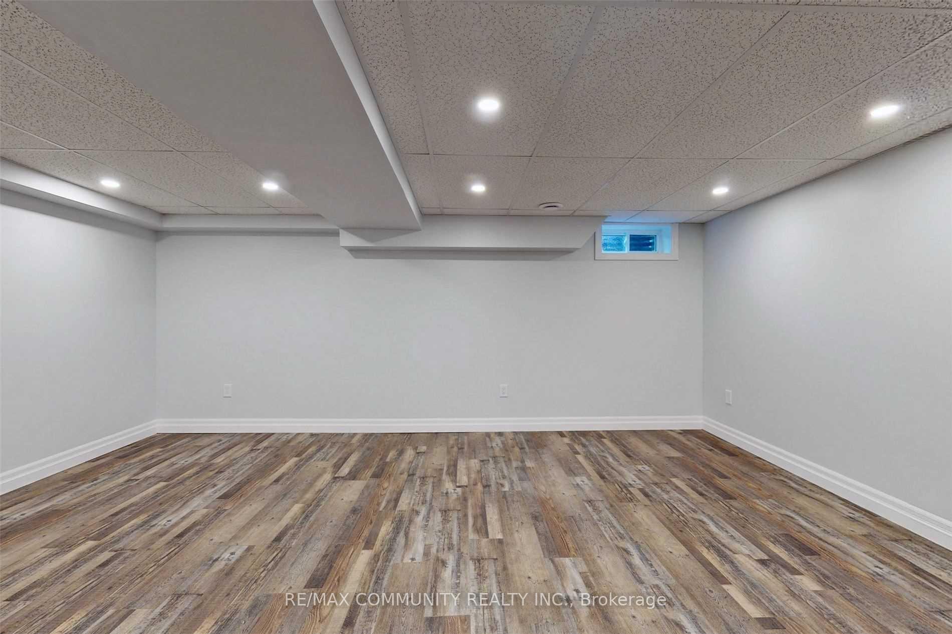 Photo 19 of 1216 Charlotte Circle, Pickering, Liverpool — HOMEH