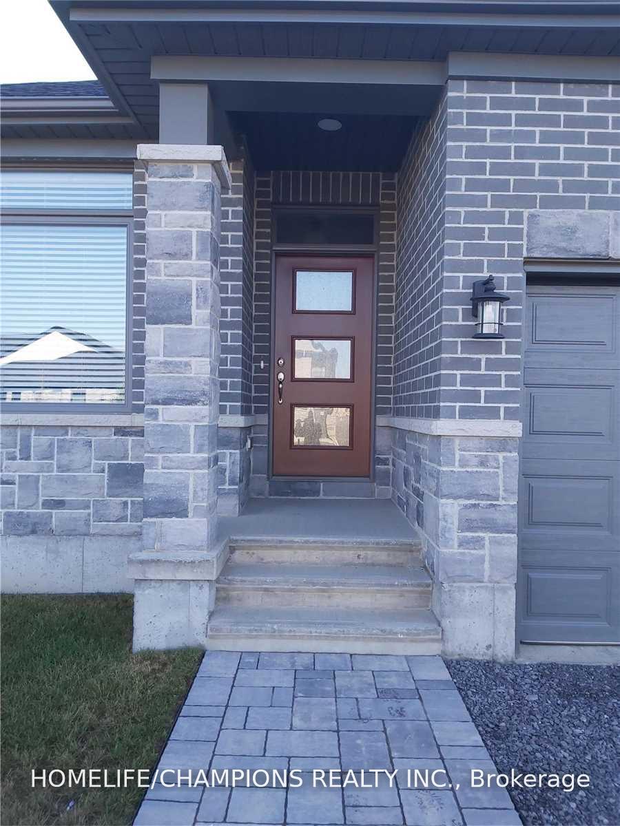 Photo 7 of 121 Essex Drive, Belleville, Thurlow Ward — HOMEH