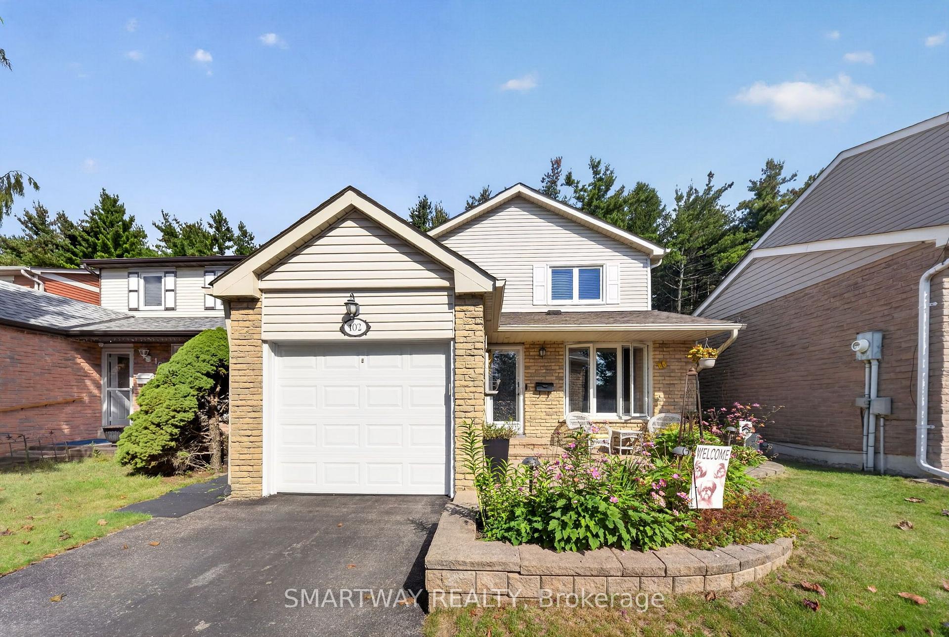 Photo 1 of 102 Rawling Crescent, Brampton, Heart Lake East — HOMEH