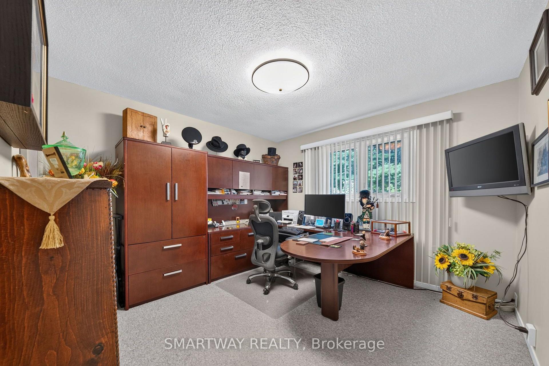Photo 25 of 102 Rawling Crescent, Brampton, Heart Lake East — HOMEH