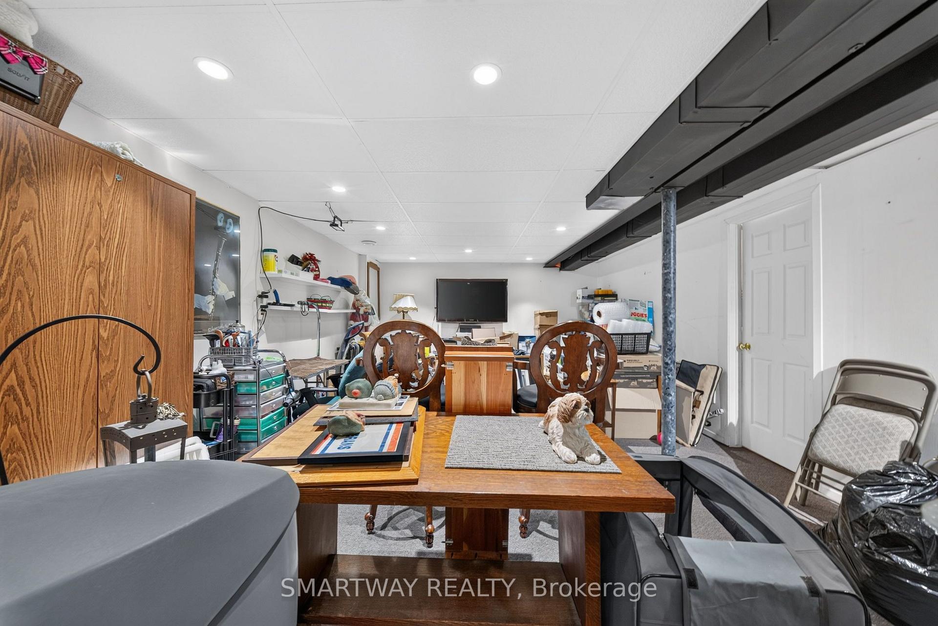 Photo 35 of 102 Rawling Crescent, Brampton, Heart Lake East — HOMEH
