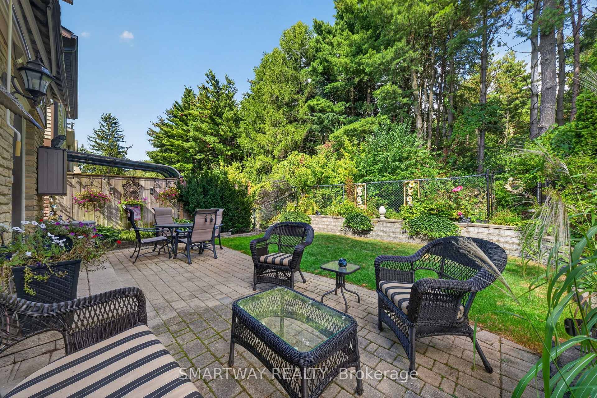 Photo 42 of 102 Rawling Crescent, Brampton, Heart Lake East — HOMEH