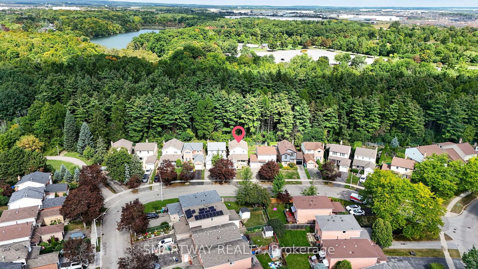 Photo 48 of 102 Rawling Crescent, Brampton, Heart Lake East — HOMEH