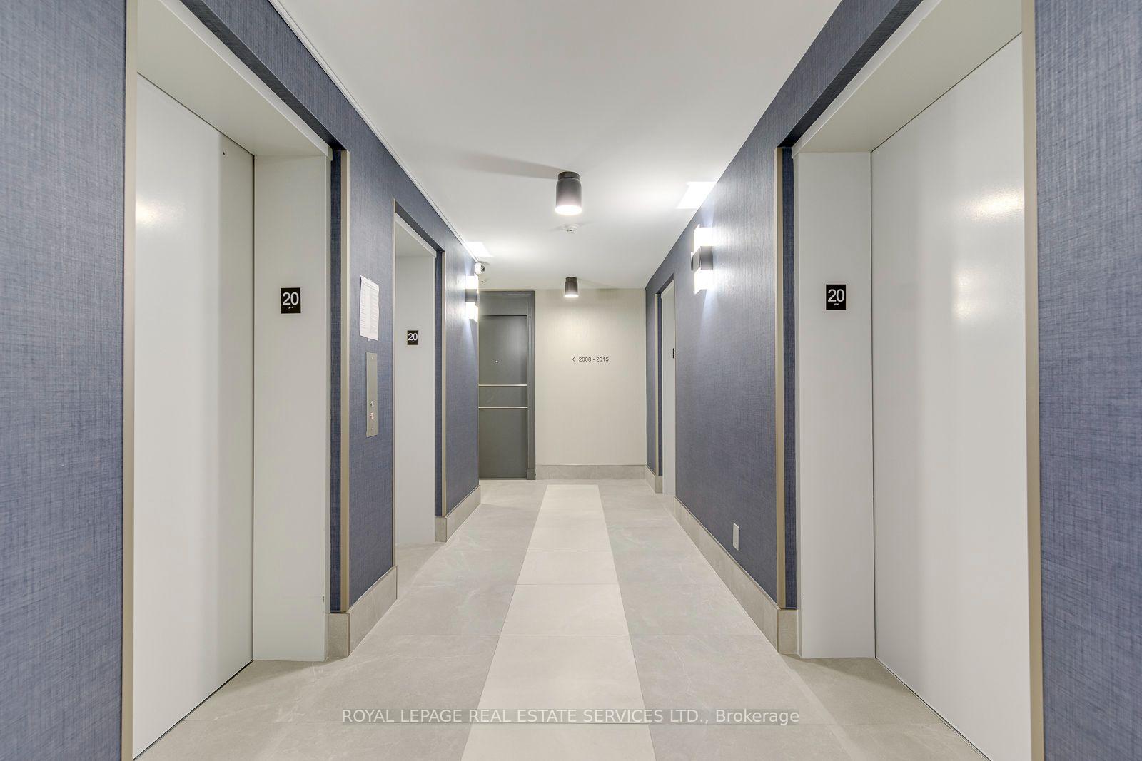 Photo 4 of Unit 2012, 30 Grand Trunk Crescent, Toronto, Waterfront Communities — HOMEH