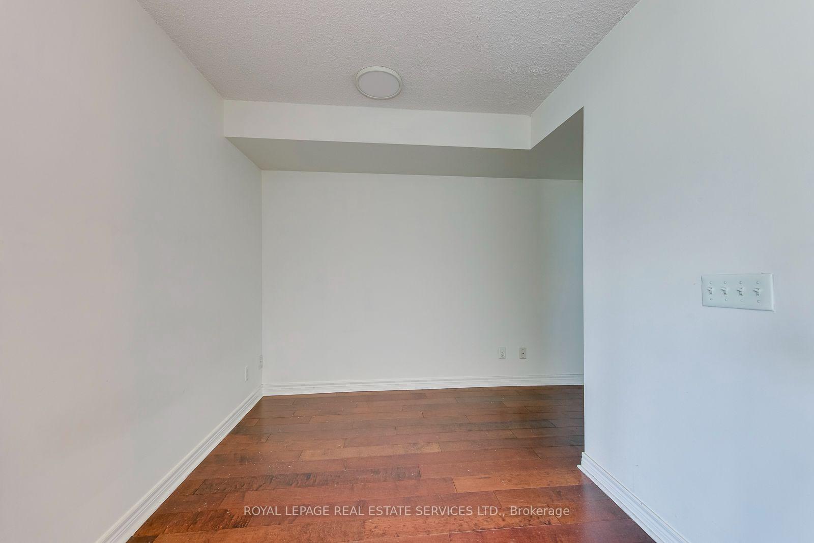Photo 10 of Unit 2012, 30 Grand Trunk Crescent, Toronto, Waterfront Communities — HOMEH