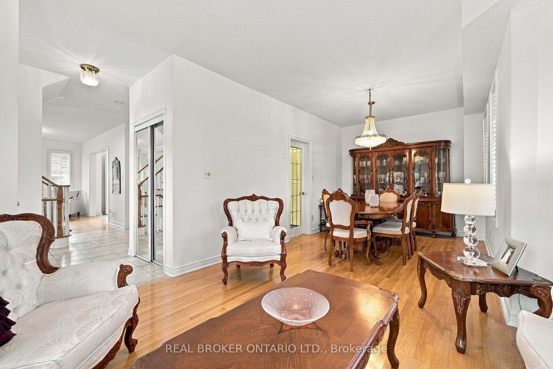 Photo 9 of 33 Pascoe Drive, Markham, Cornell — HOMEH