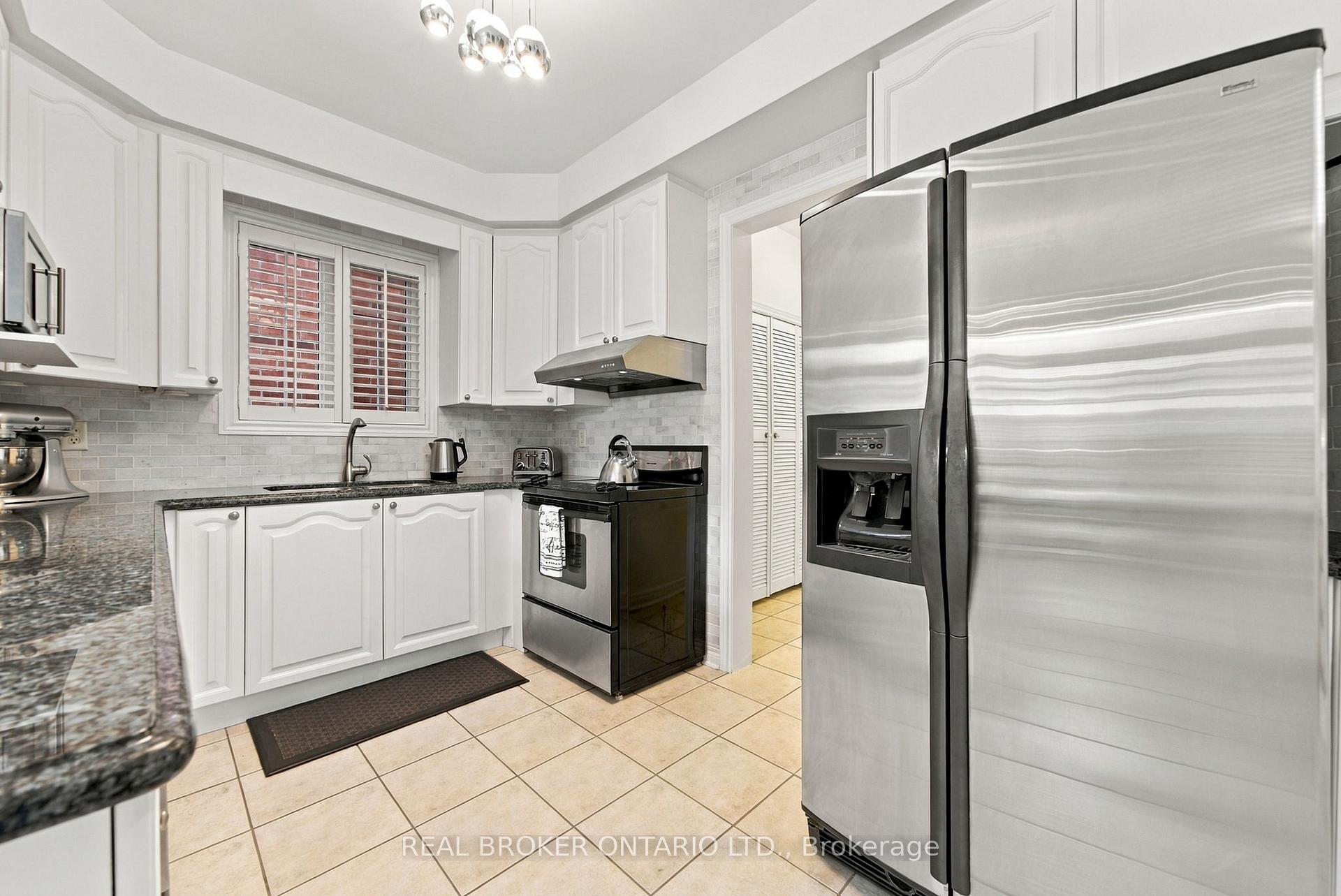 Photo 16 of 33 Pascoe Drive, Markham, Cornell — HOMEH