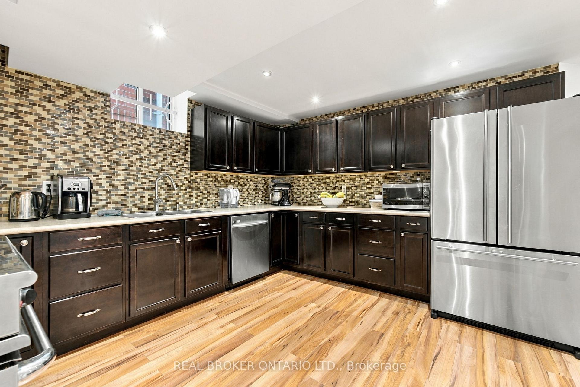 Photo 29 of 33 Pascoe Drive, Markham, Cornell — HOMEH