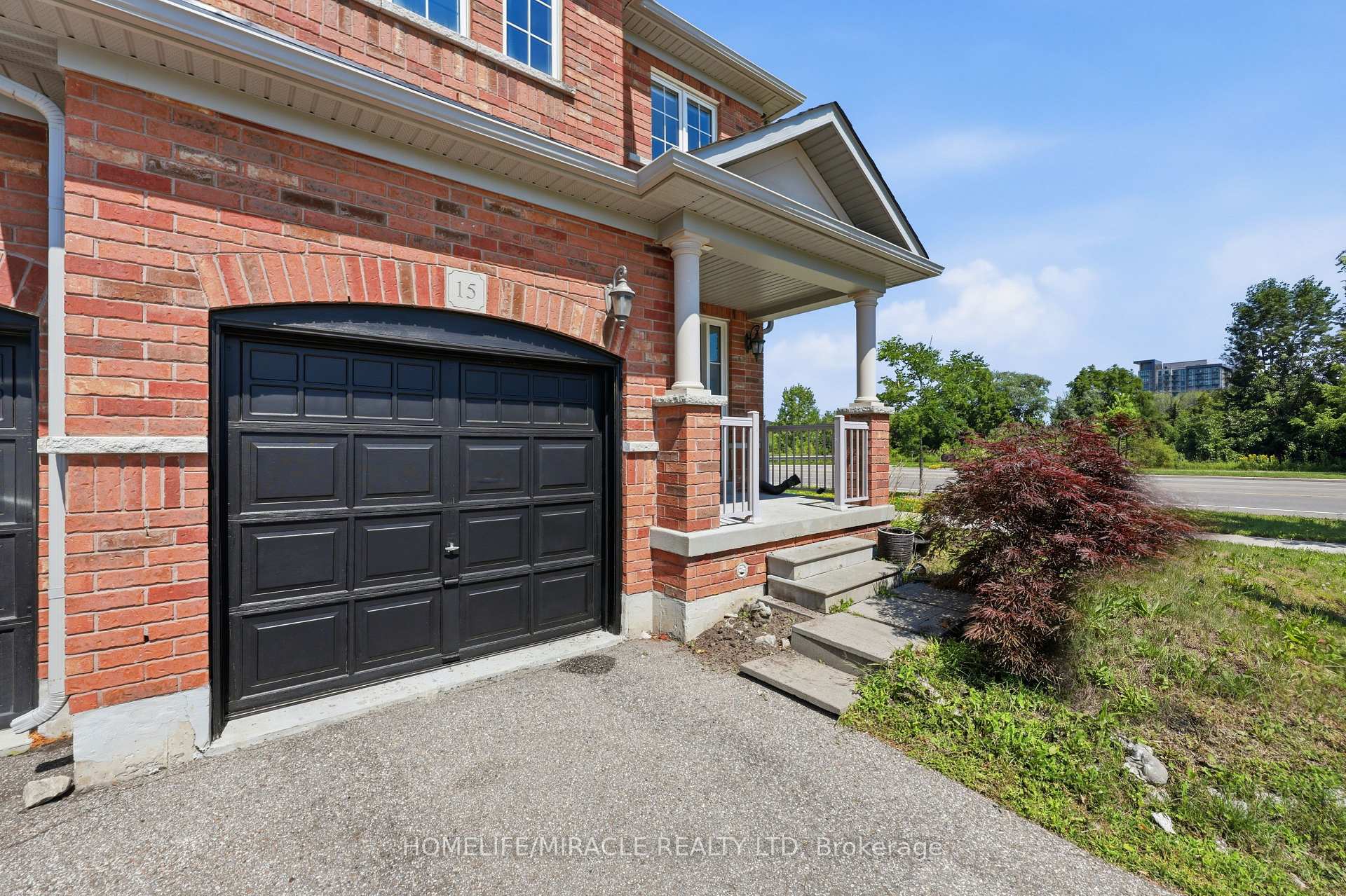 Photo 6 of 15 Mcphail Place, Hamilton, Waterdown — HOMEH