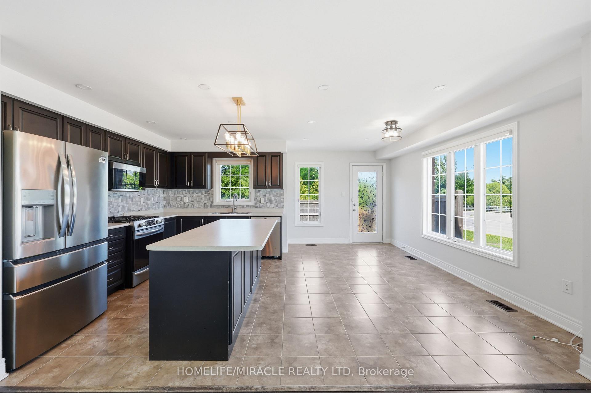 Photo 14 of 15 Mcphail Place, Hamilton, Waterdown — HOMEH