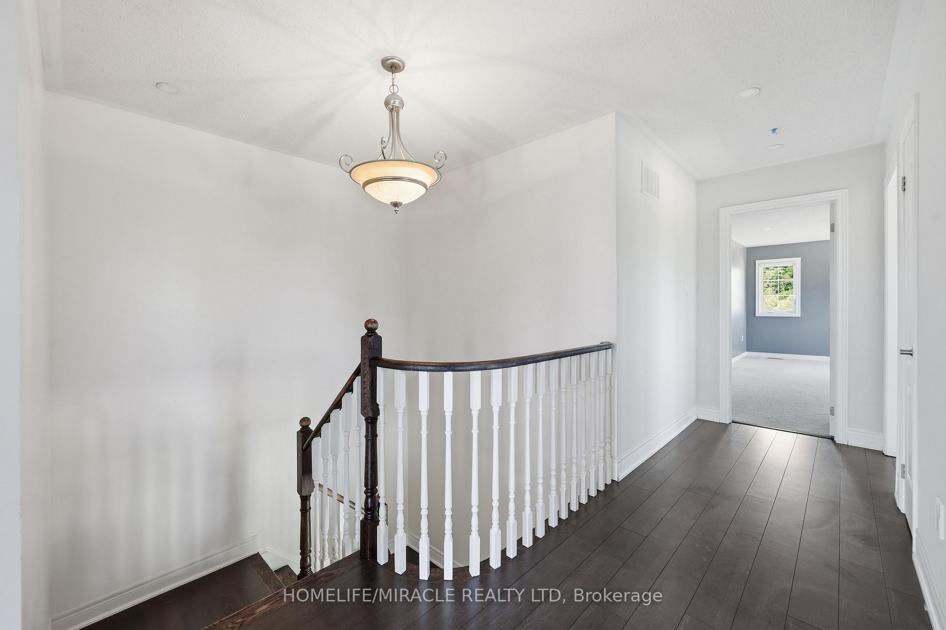 Photo 25 of 15 Mcphail Place, Hamilton, Waterdown — HOMEH
