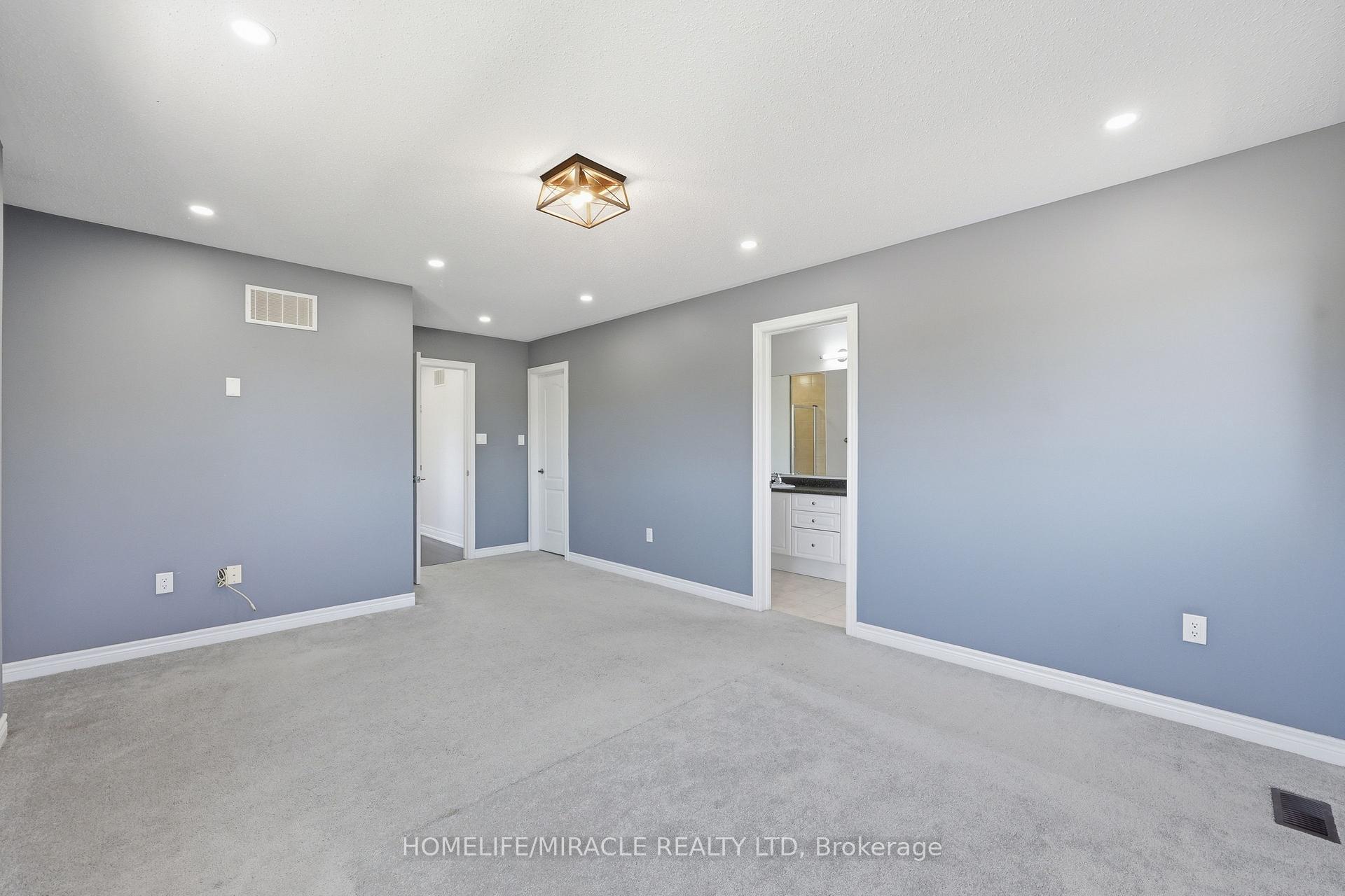 Photo 27 of 15 Mcphail Place, Hamilton, Waterdown — HOMEH