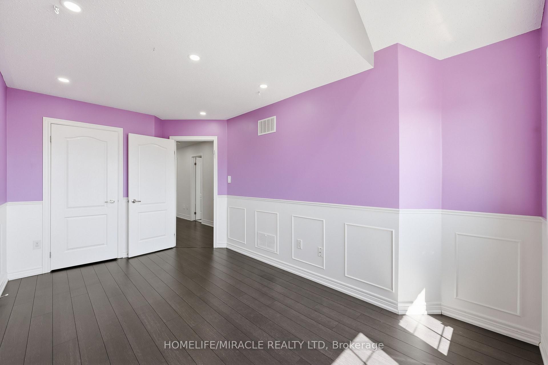 Photo 32 of 15 Mcphail Place, Hamilton, Waterdown — HOMEH