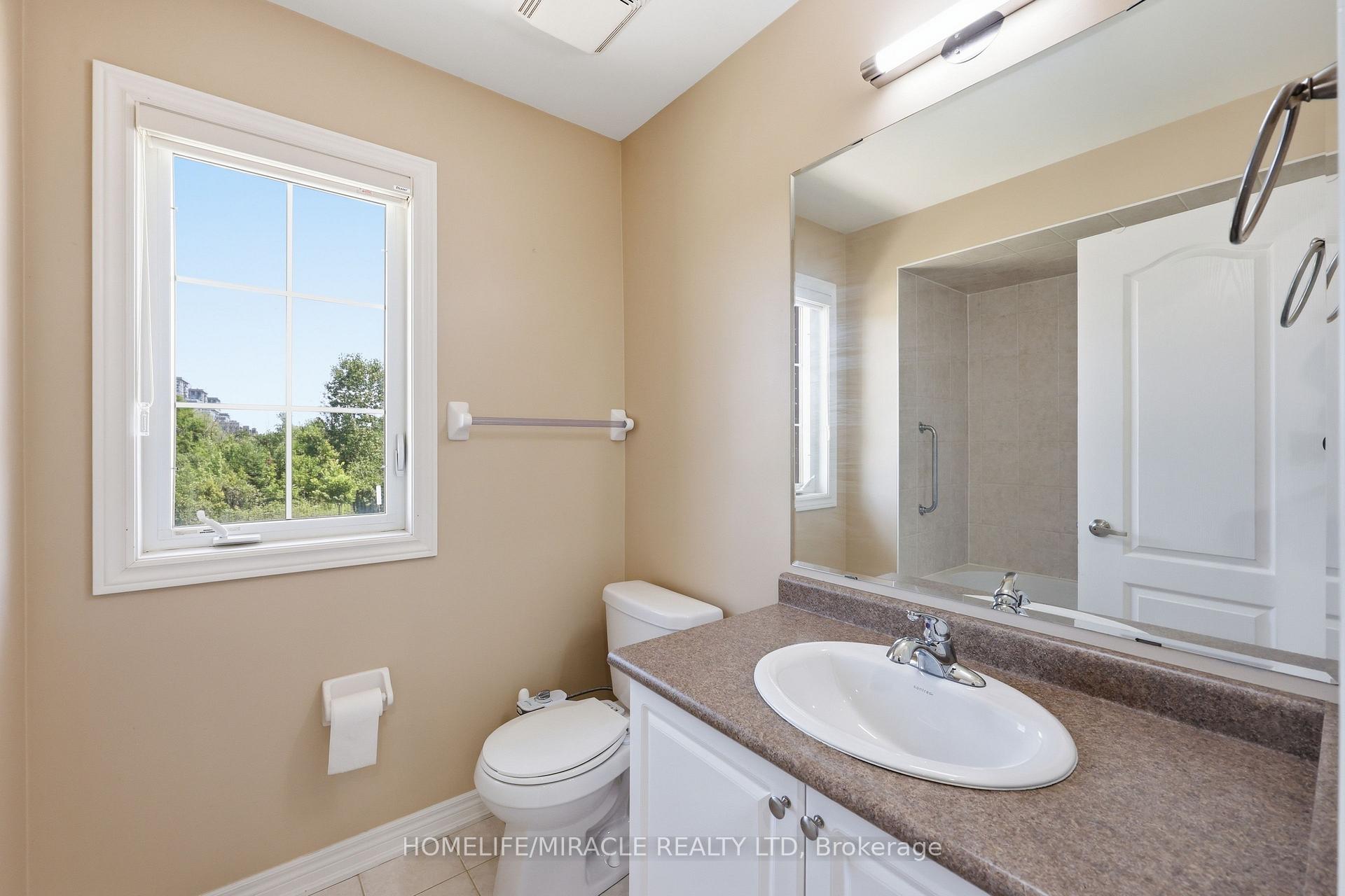 Photo 37 of 15 Mcphail Place, Hamilton, Waterdown — HOMEH