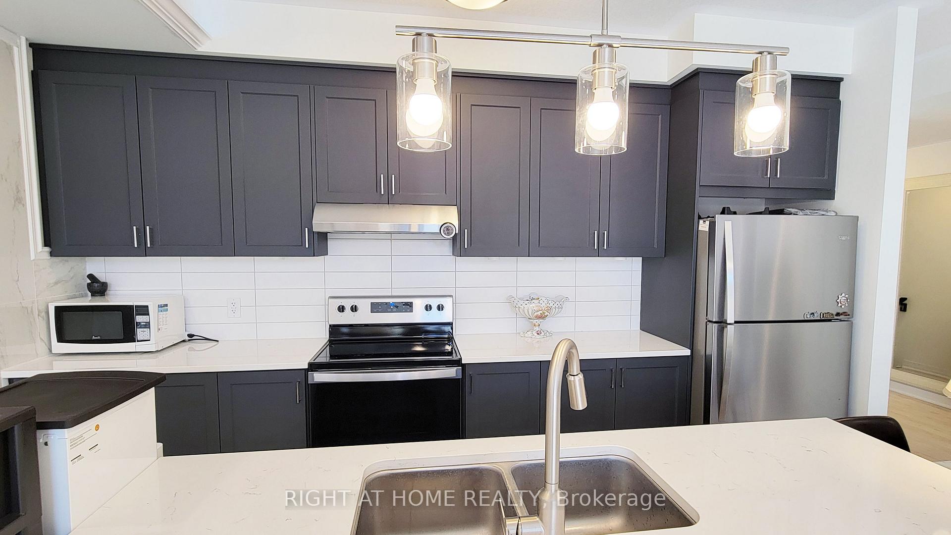 Photo 11 of Unit 12, 142 Foamflower Place, Waterloo, Columbia Forest/Clair Hills — HOMEH