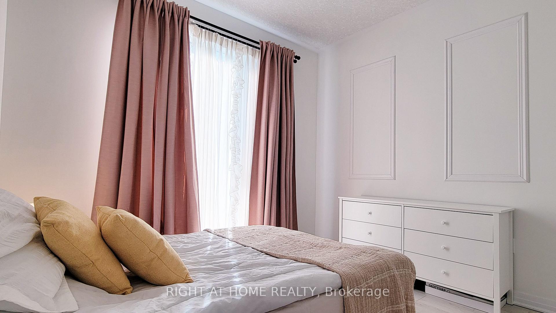 Photo 35 of Unit 12, 142 Foamflower Place, Waterloo, Columbia Forest/Clair Hills — HOMEH