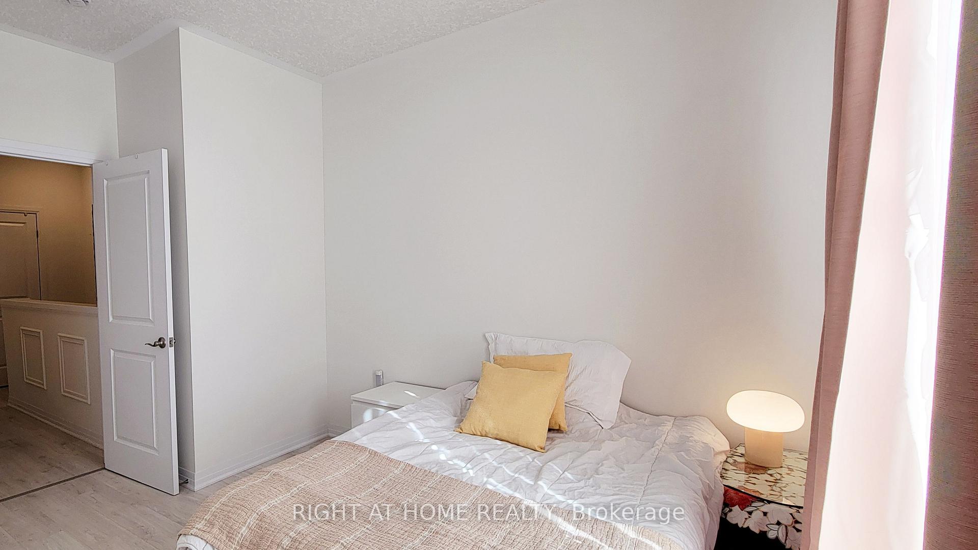 Photo 41 of Unit 12, 142 Foamflower Place, Waterloo, Columbia Forest/Clair Hills — HOMEH