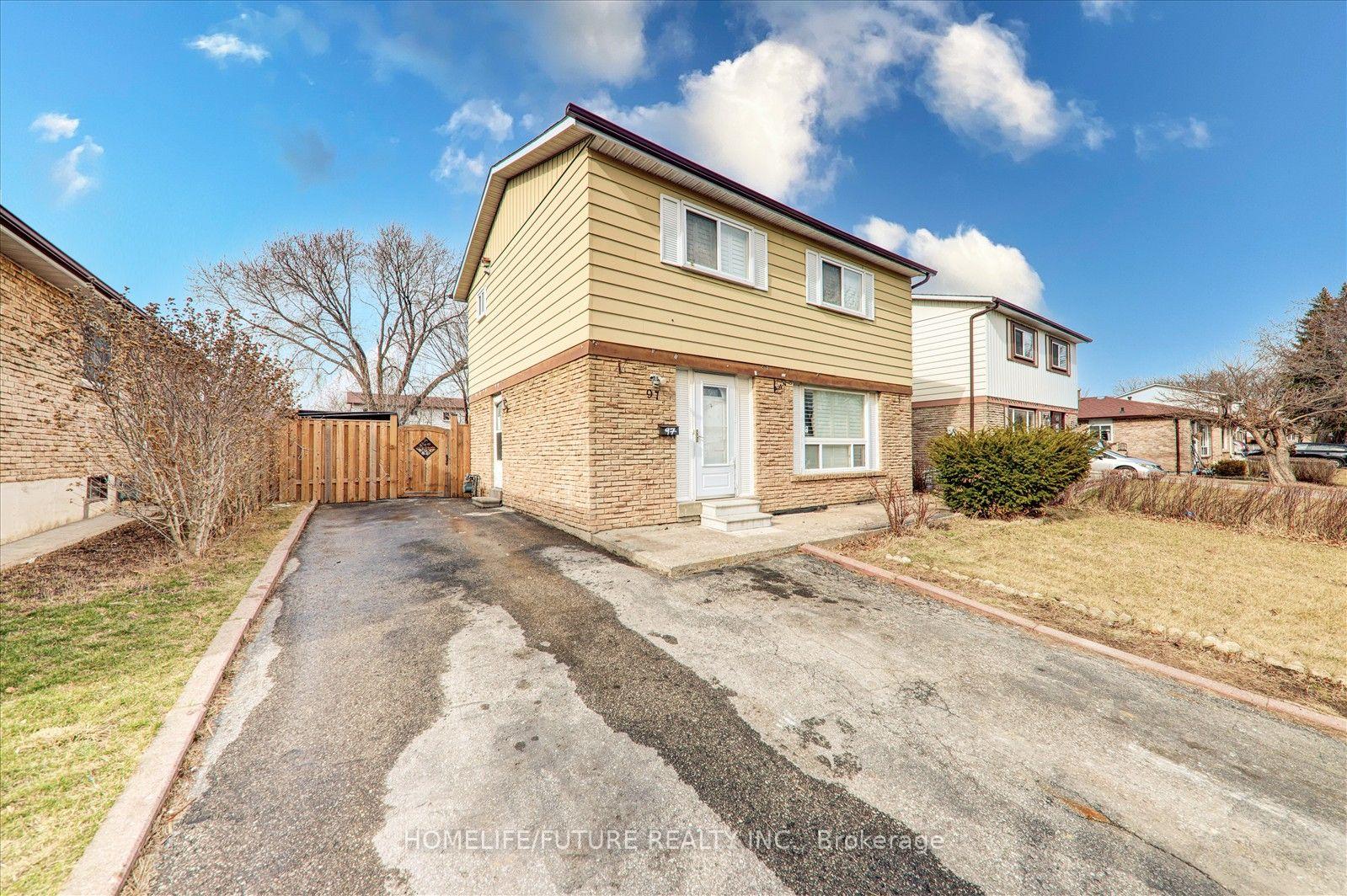 Photo 5 of Unit Bsmt, 97 Dunsfold Drive, Scarborough, Malvern — HOMEH