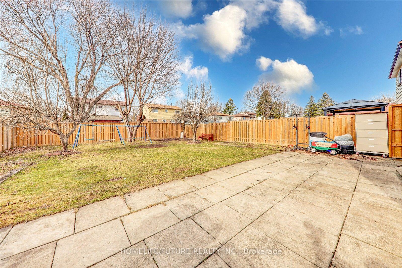 Photo 20 of Unit Bsmt, 97 Dunsfold Drive, Scarborough, Malvern — HOMEH