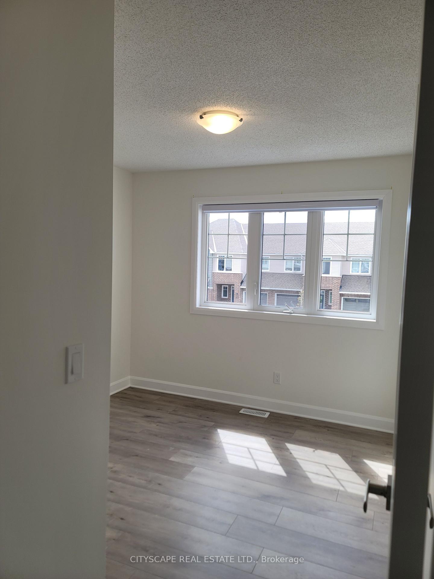 Photo 12 of 326 Buckthorn Drive, Kingston, City Northwest — HOMEH