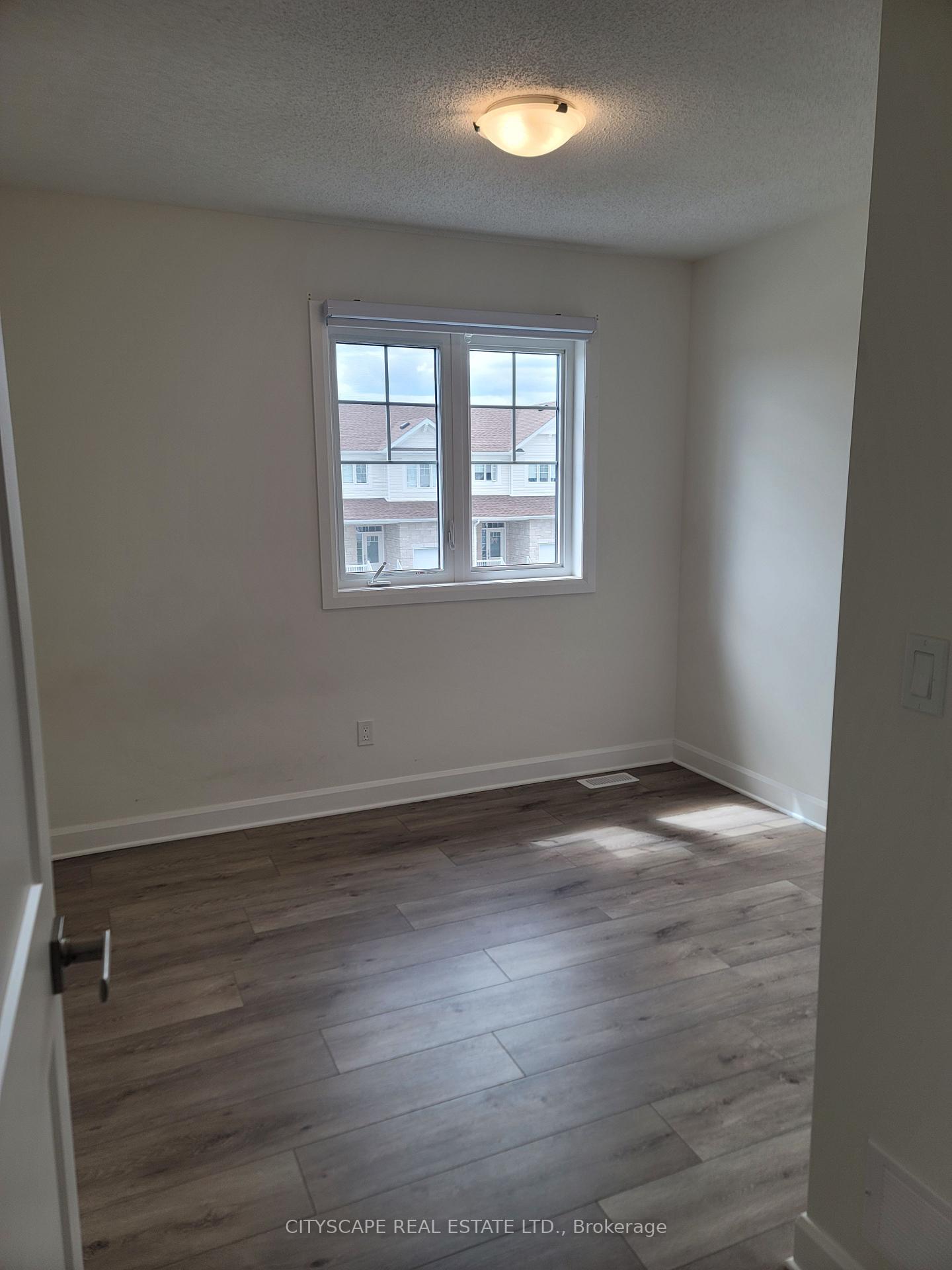 Photo 13 of 326 Buckthorn Drive, Kingston, City Northwest — HOMEH