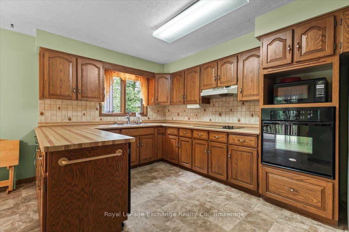 Photo 9 of 26 Dawson Drive, Kincardine — HOMEH