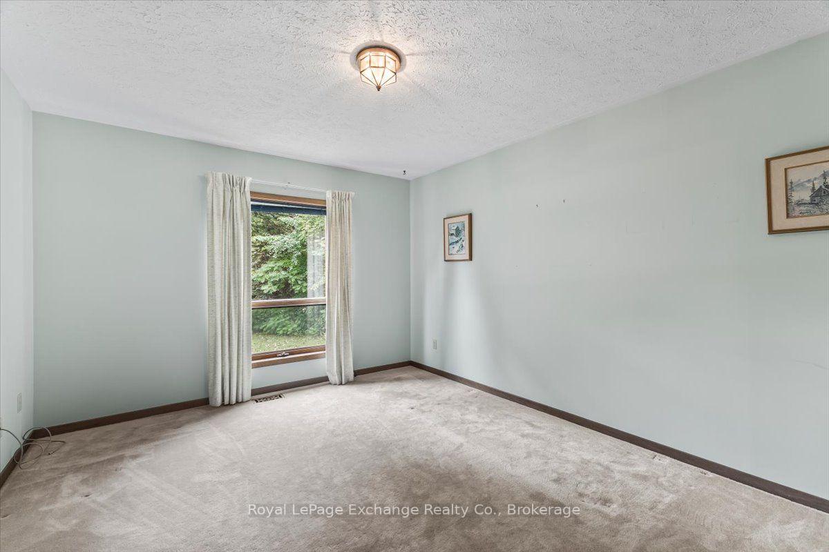 Photo 14 of 26 Dawson Drive, Kincardine — HOMEH