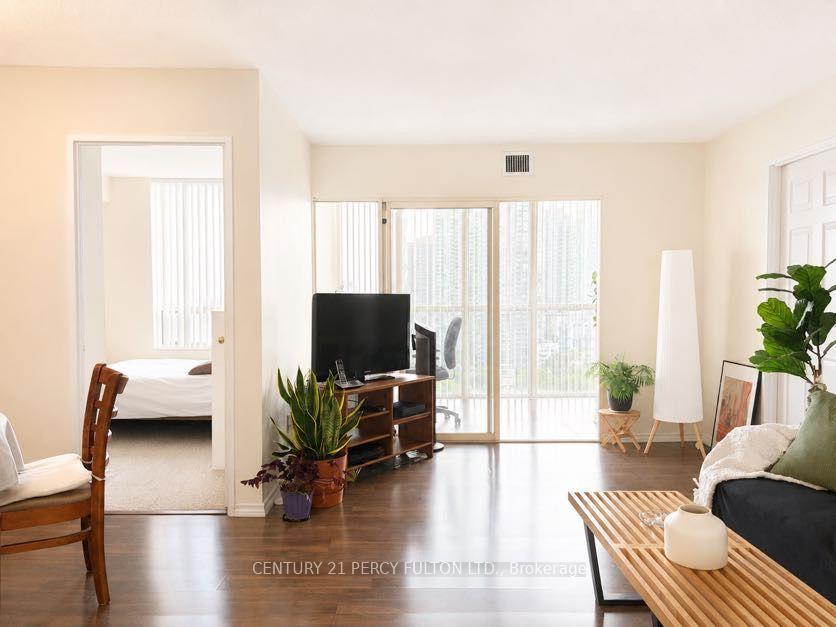 Photo of Unit 2006, 285 Enfield Place