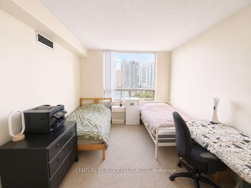 Photo 12 of Unit 2006, 285 Enfield Place, Mississauga, City Centre — HOMEH