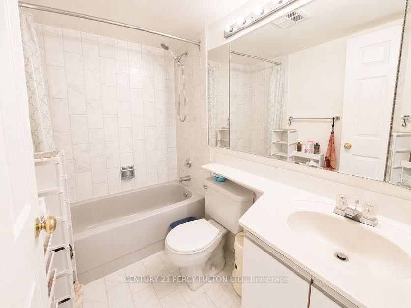 Photo 14 of Unit 2006, 285 Enfield Place, Mississauga, City Centre — HOMEH