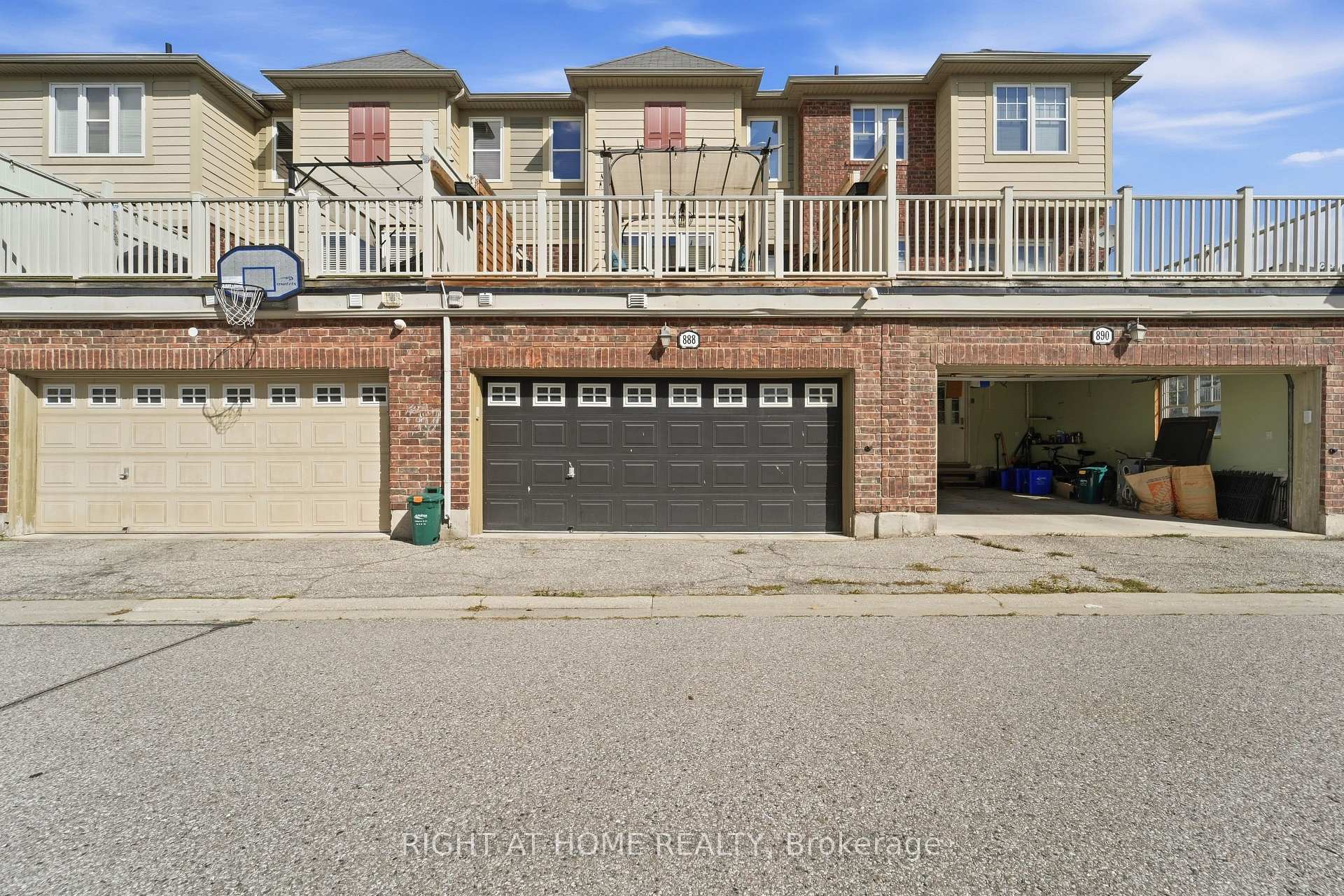 Photo 29 of 888 Jempson Path, Milton, Harrison — HOMEH