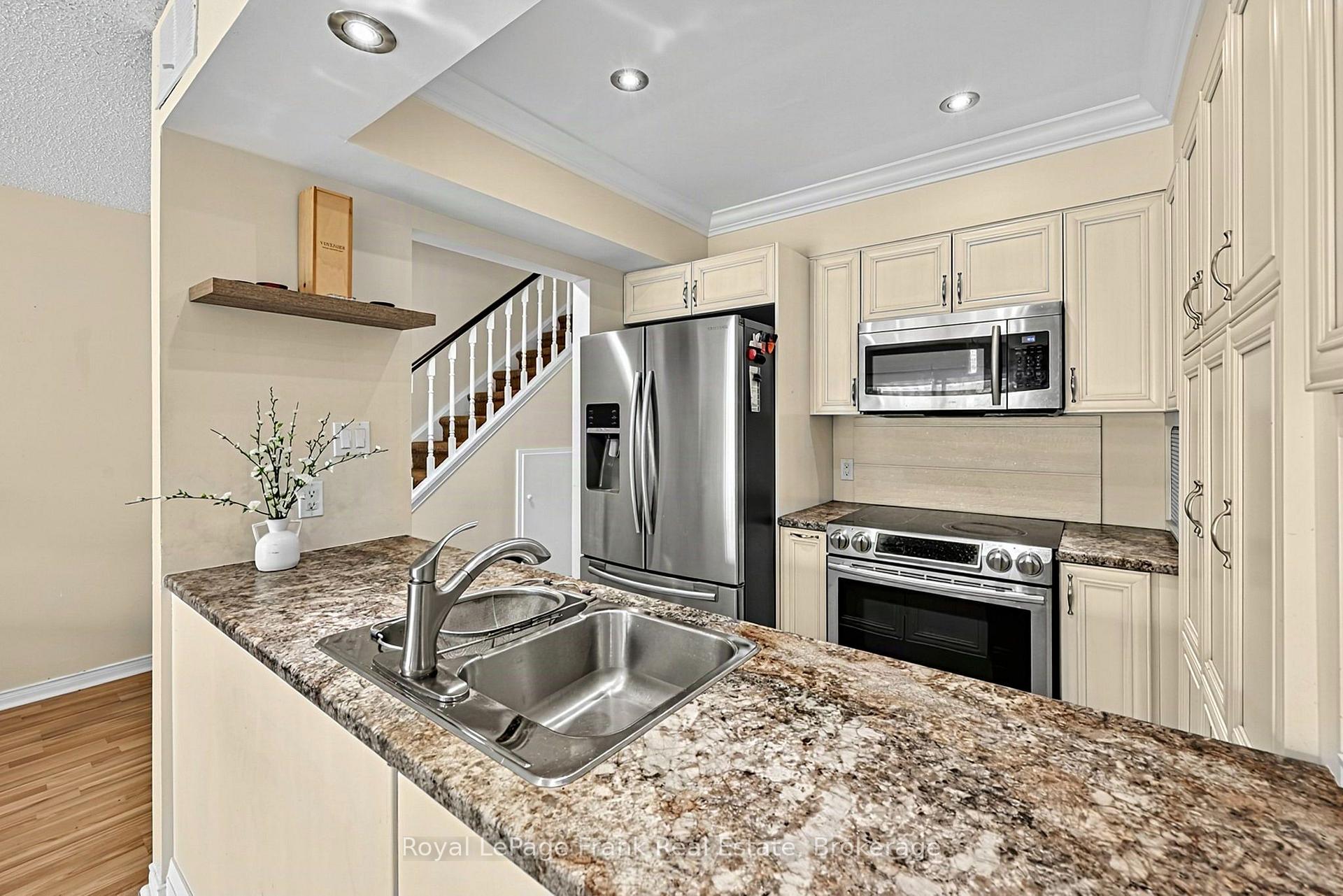 Photo of Unit 21, 21 Laguna Parkway