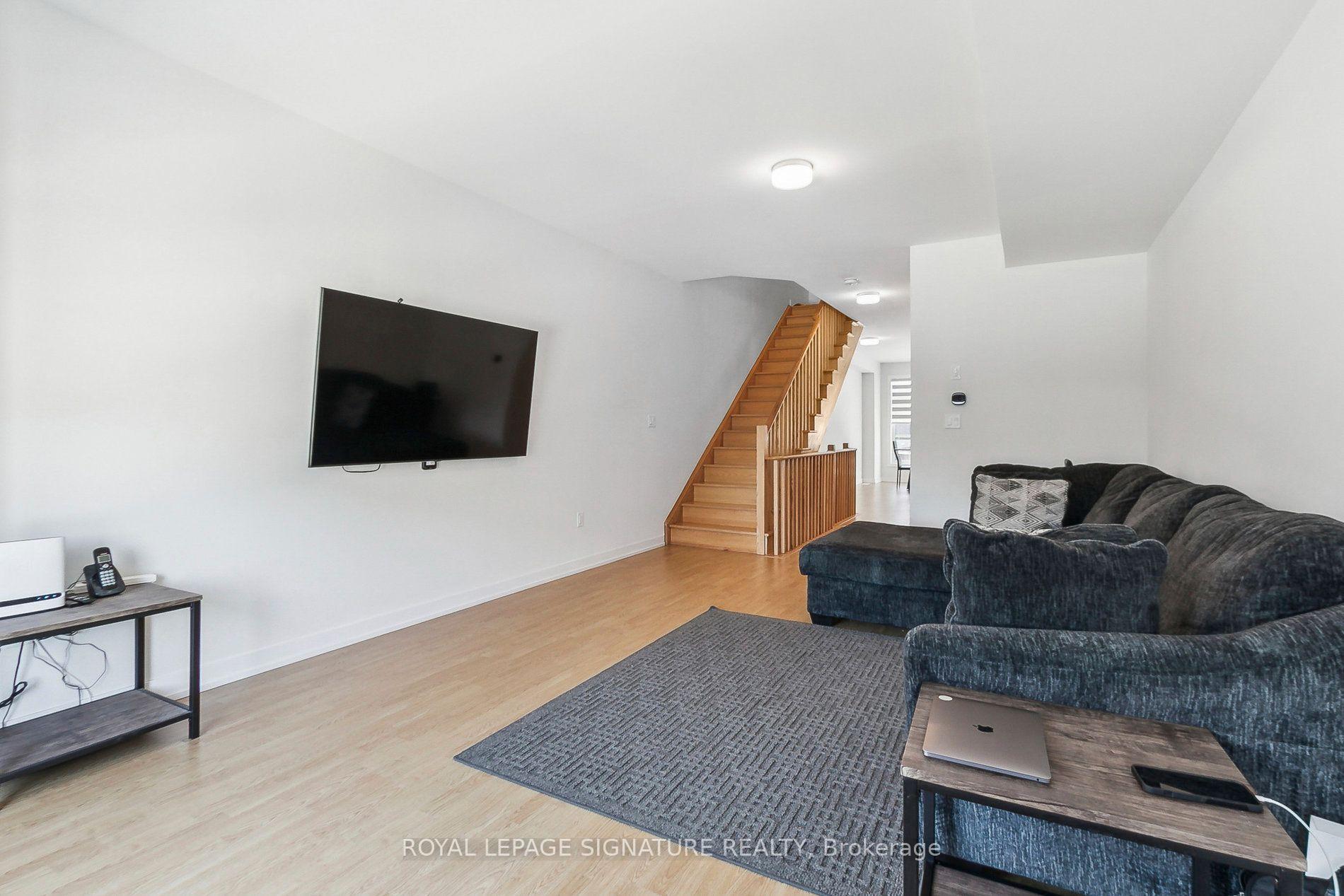 Photo 10 of 65 Akil Thomas Gardens, Scarborough, Bendale — HOMEH