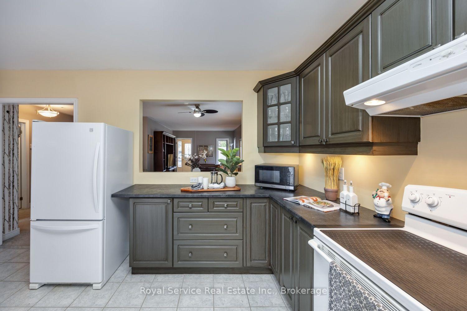 Photo 16 of 25 Huffman Avenue, Port Hope — HOMEH