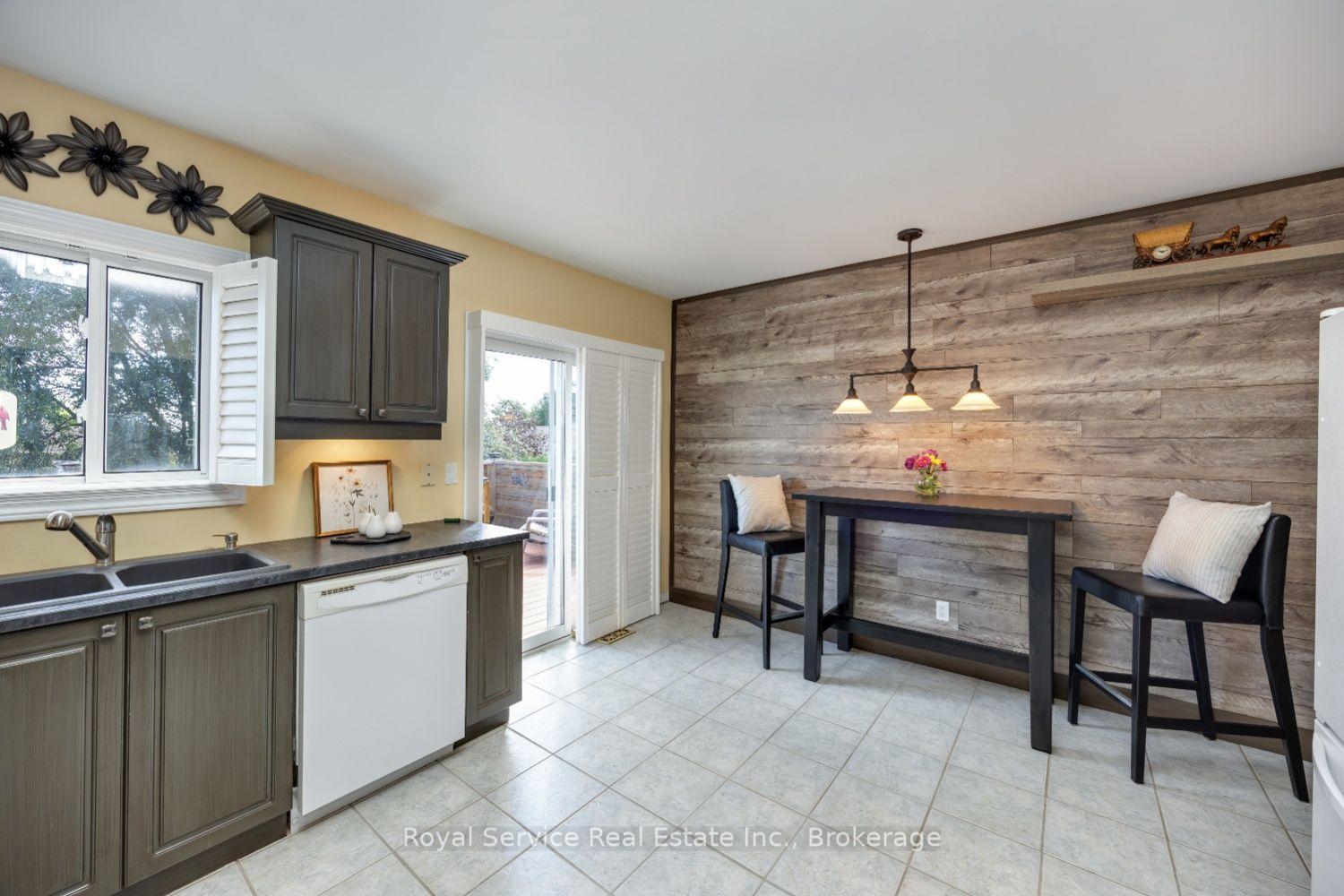 Photo 18 of 25 Huffman Avenue, Port Hope — HOMEH