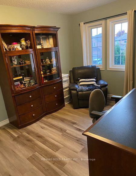 Photo 14 of 39 Fiddleneck Crescent, Brampton, Sandringham-Wellington — HOMEH