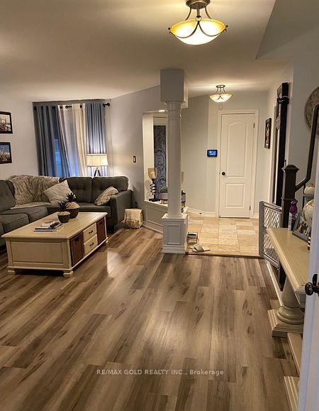 Photo 16 of 39 Fiddleneck Crescent, Brampton, Sandringham-Wellington — HOMEH